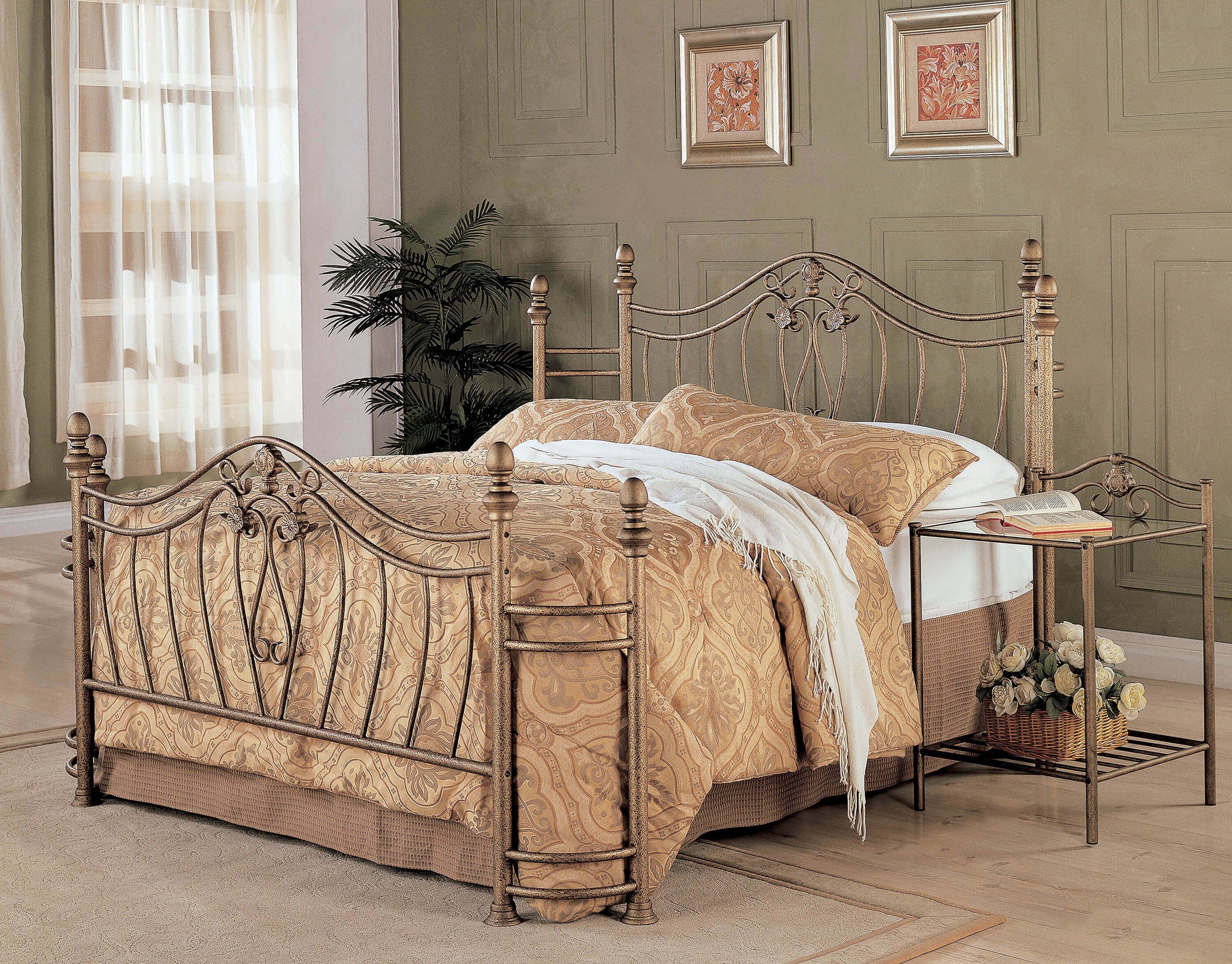 Sydney Metal Bed, Queen Size