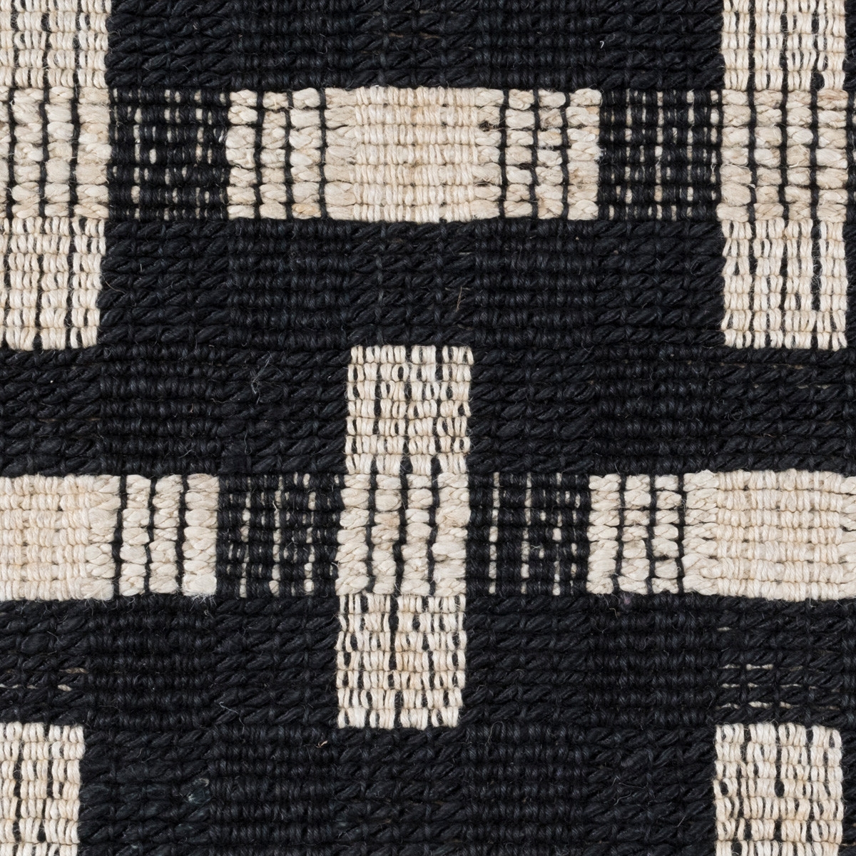 Preston Jute Handwoven 2' x 3' Rug