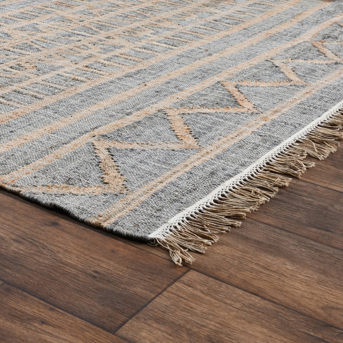 Kingston Distressed Jute/Cotton Handwoven 5' x 8' Rug