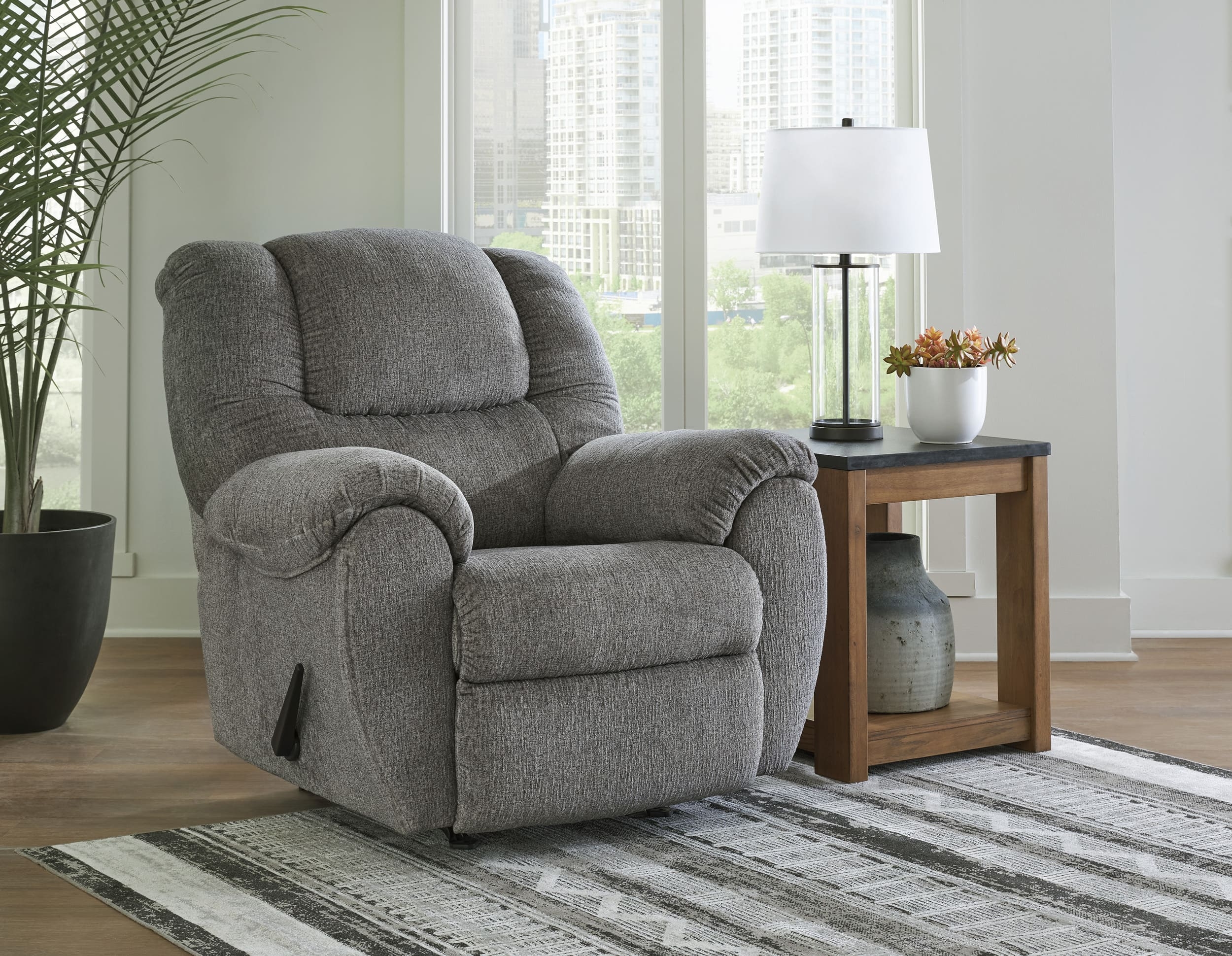 Bindura Polyester Chair