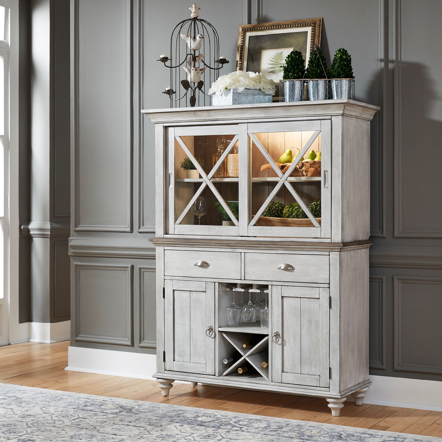 Ocean Isle Extendable Dining Set | Antique White & Pine
