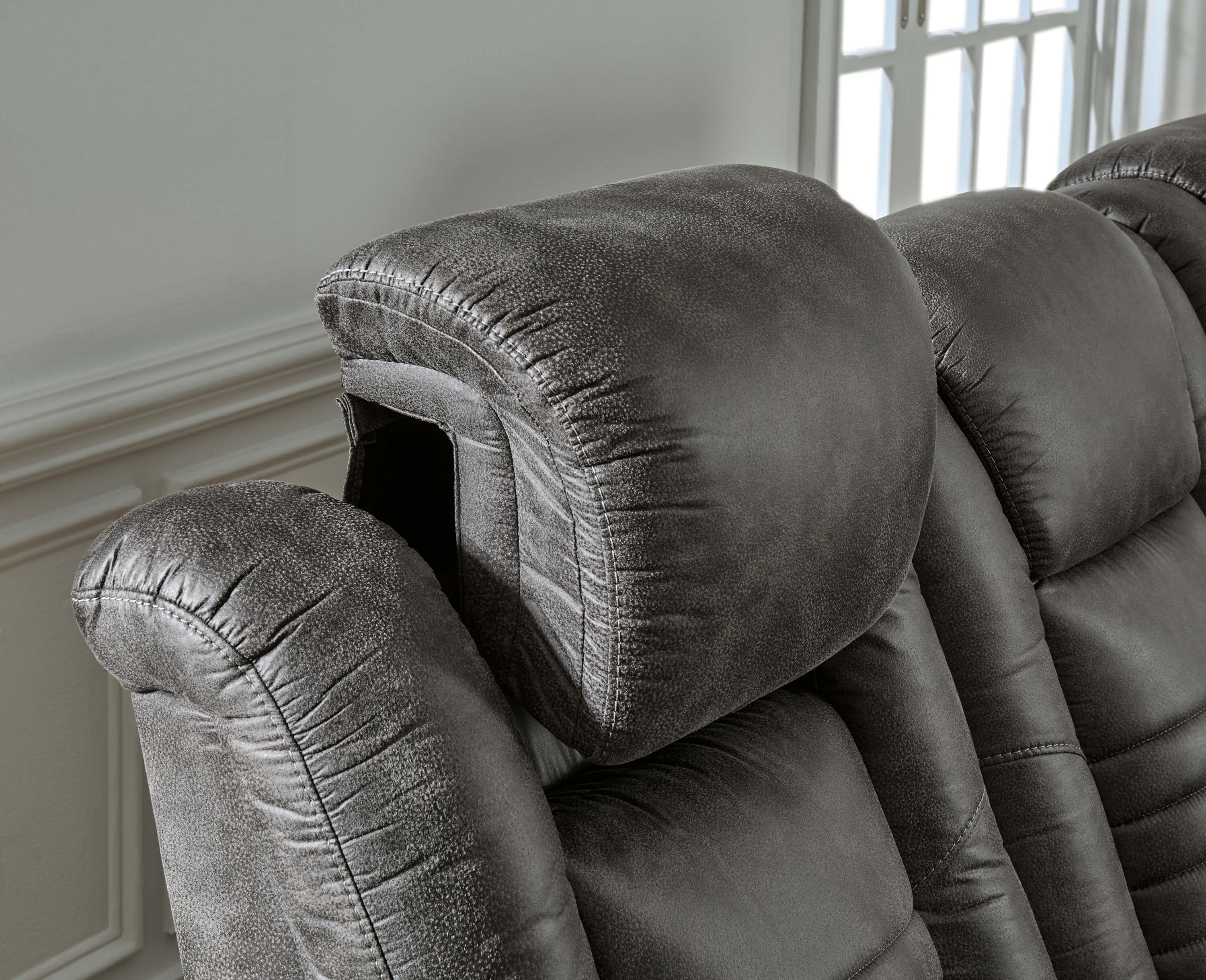Soundcheck Polyester Power Reclining Living Room Set
