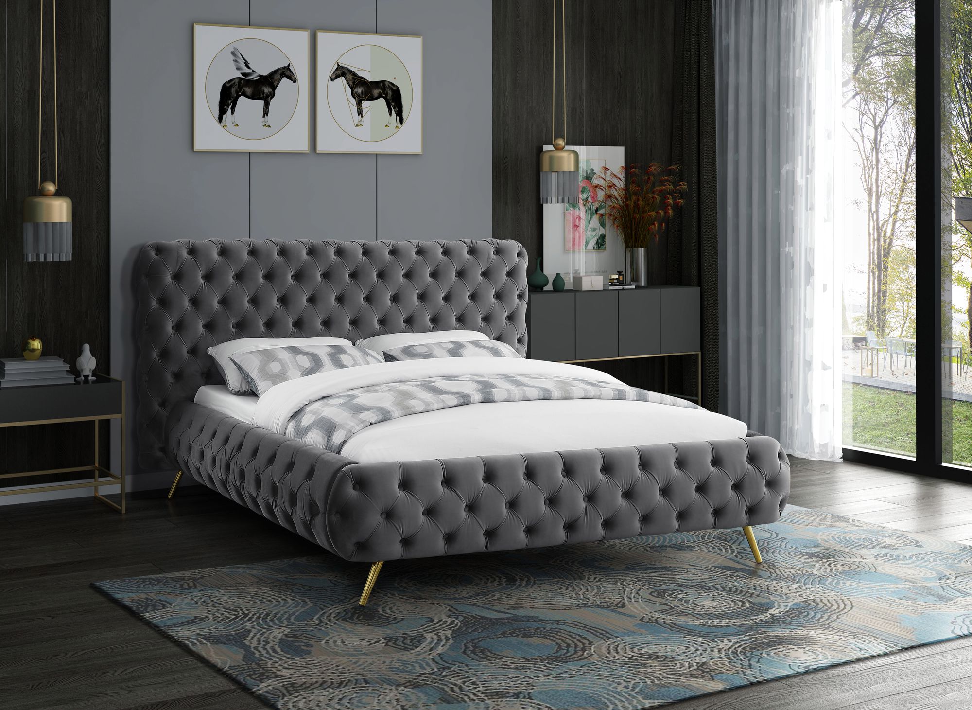 Delano Velvet Queen Size Bed