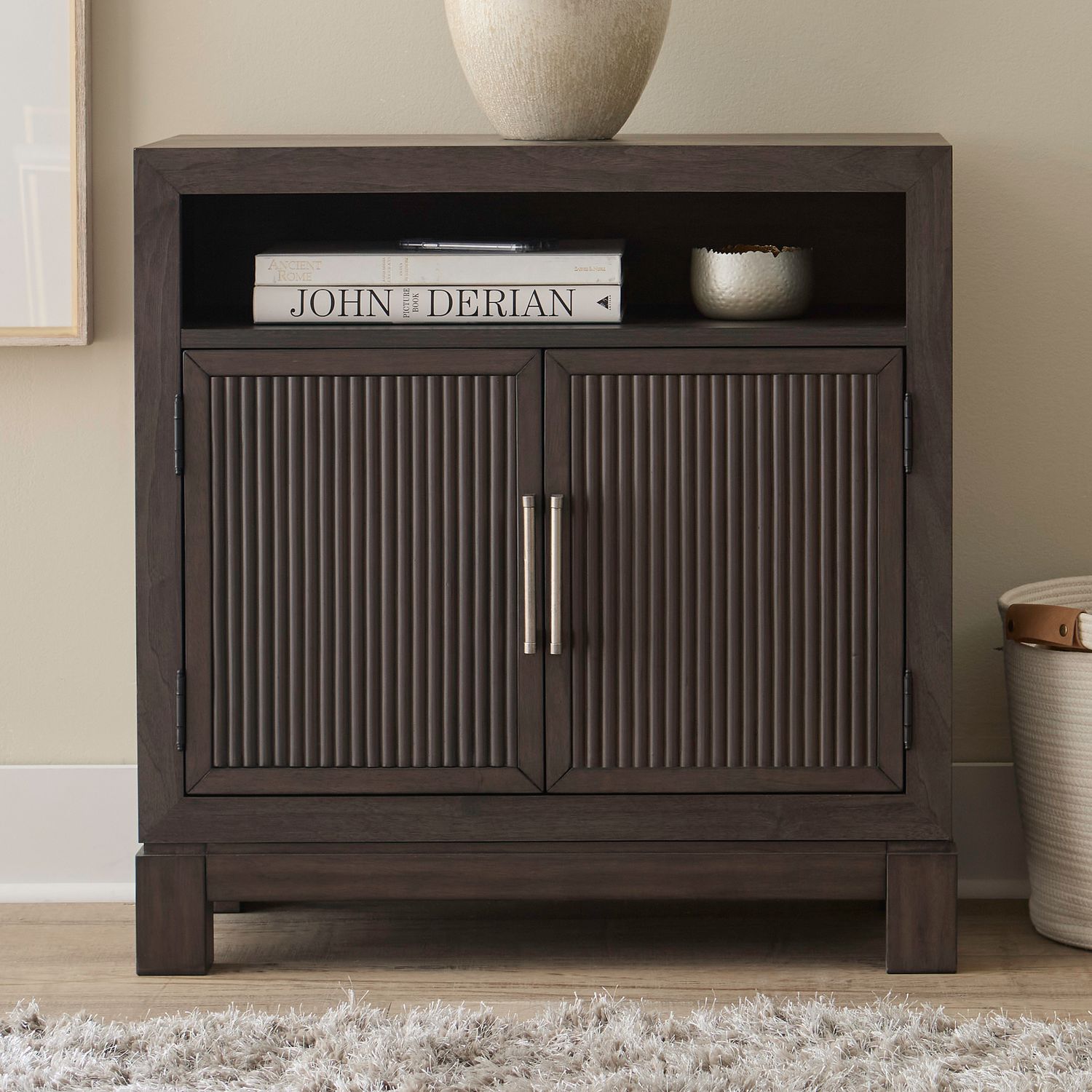 Modern Edge Upholstered Bedroom Set | Caffe Finish