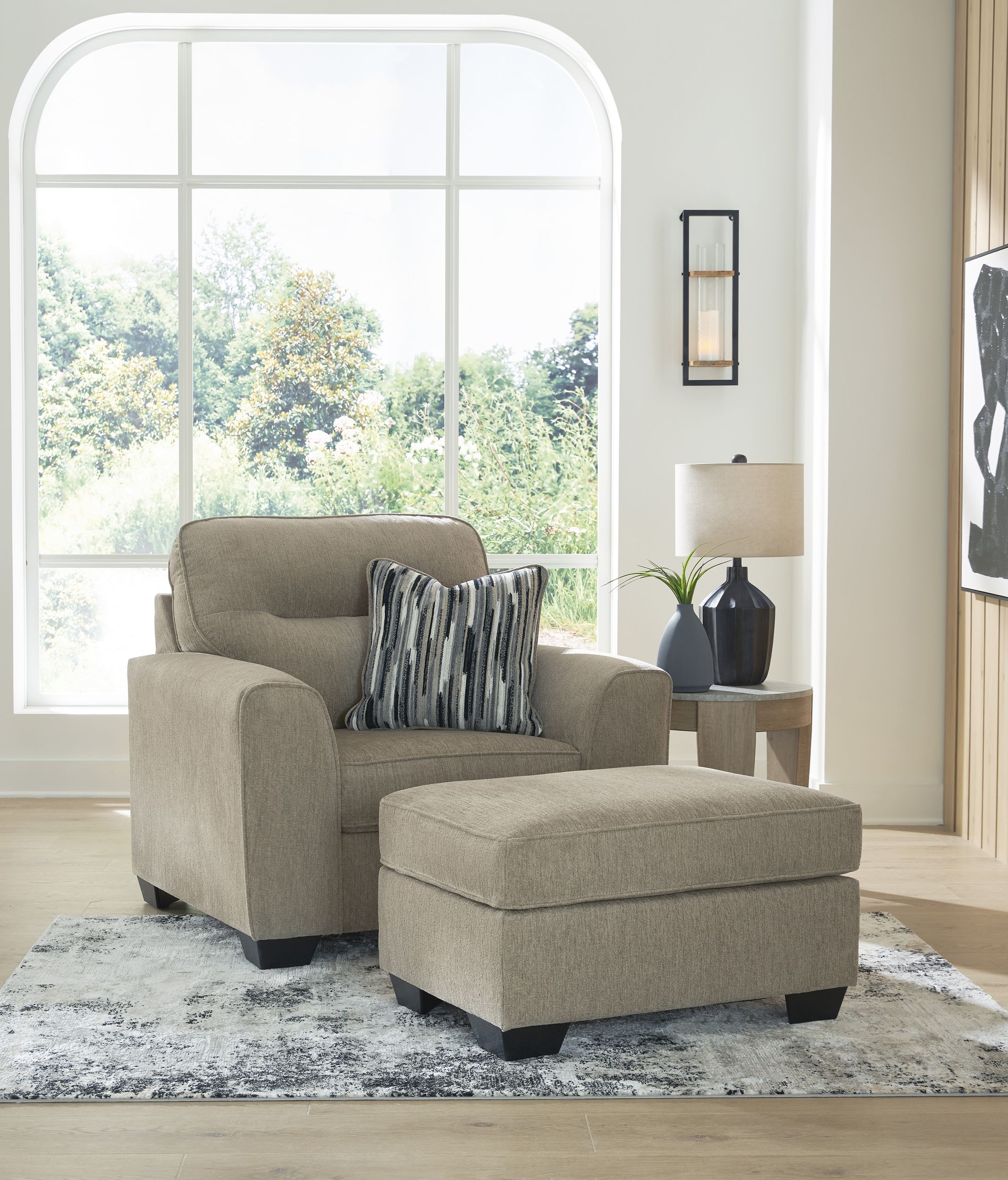 Olten Polyester Chair & a Half