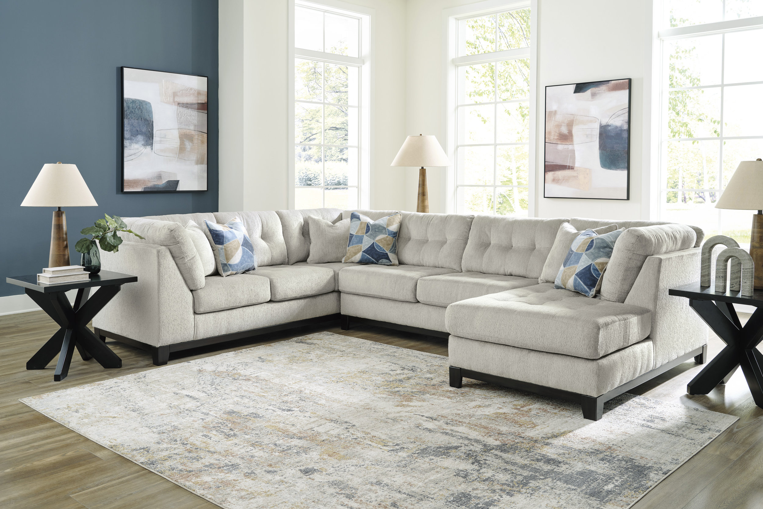 Maxon Place Fabric U-Shaped 3-Piece Sectional w/Right Chaise