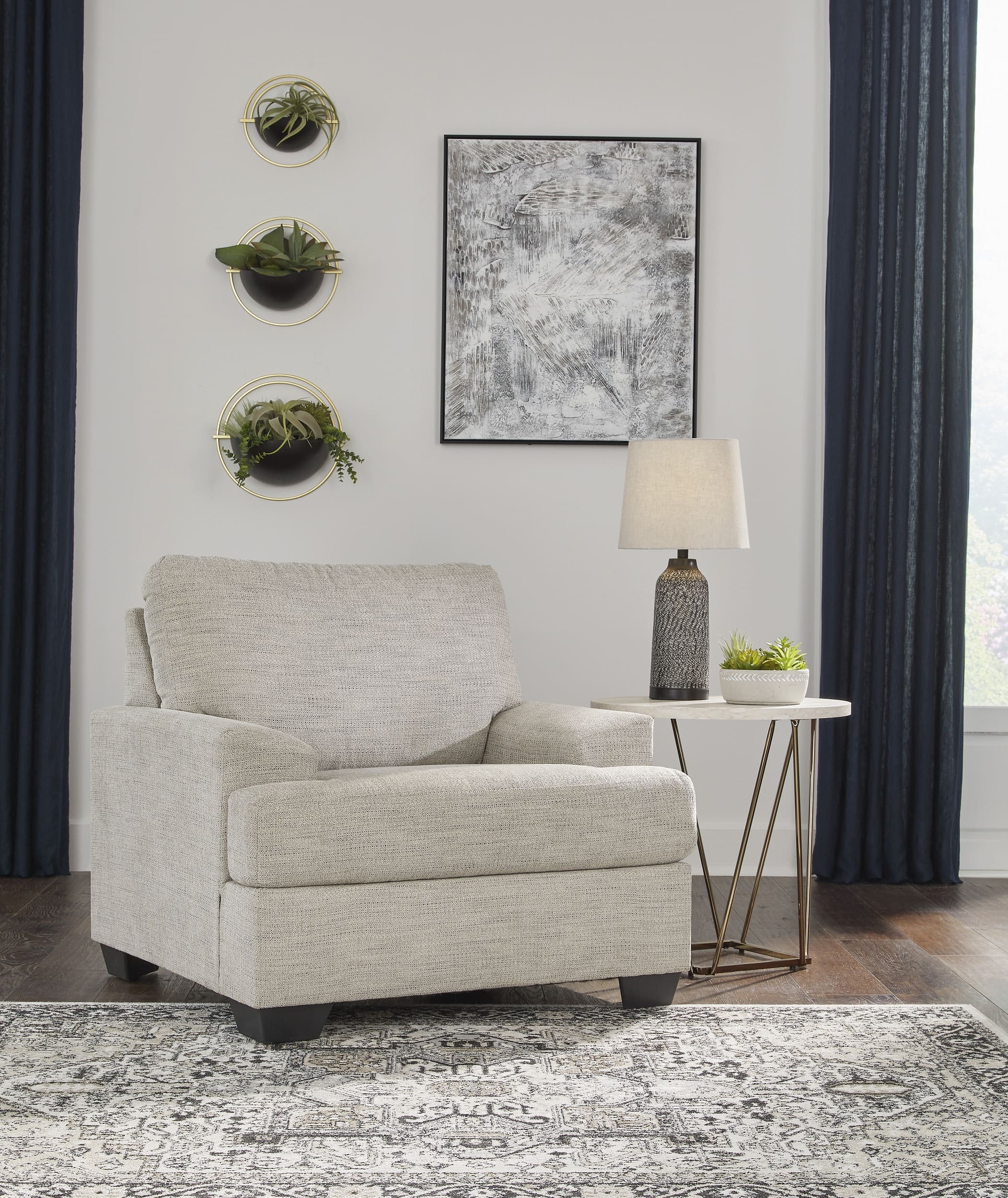 Ashley Vayda Chair