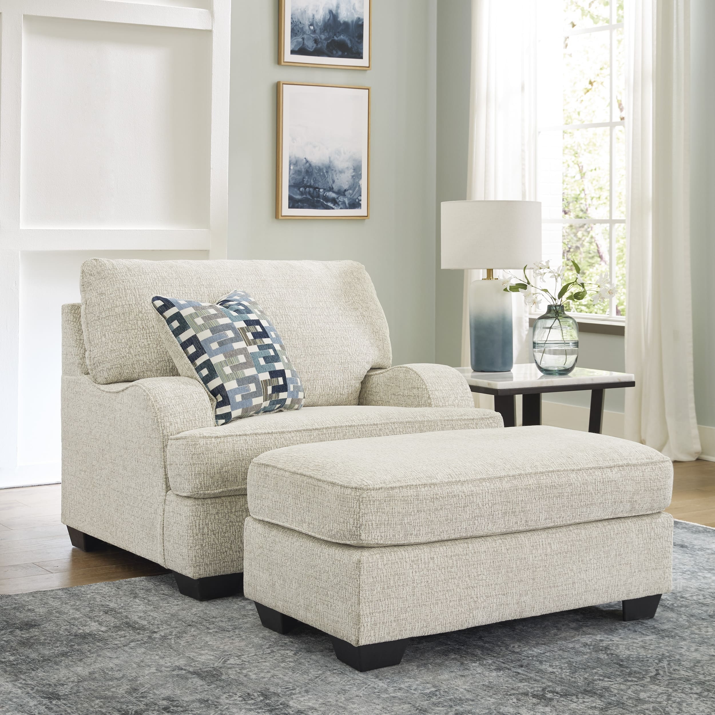 Valerano Polyester Oversized Chair