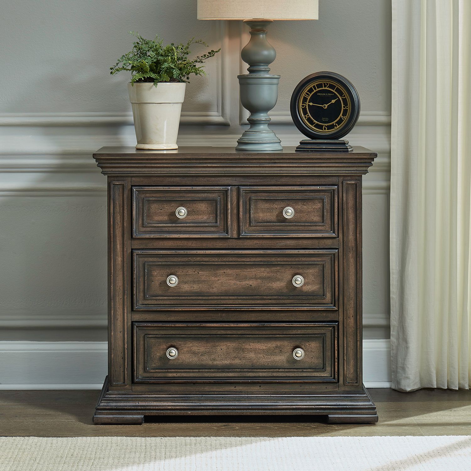 Big Valley Mansion Panel Bedroom Set | Rustic Brownstone