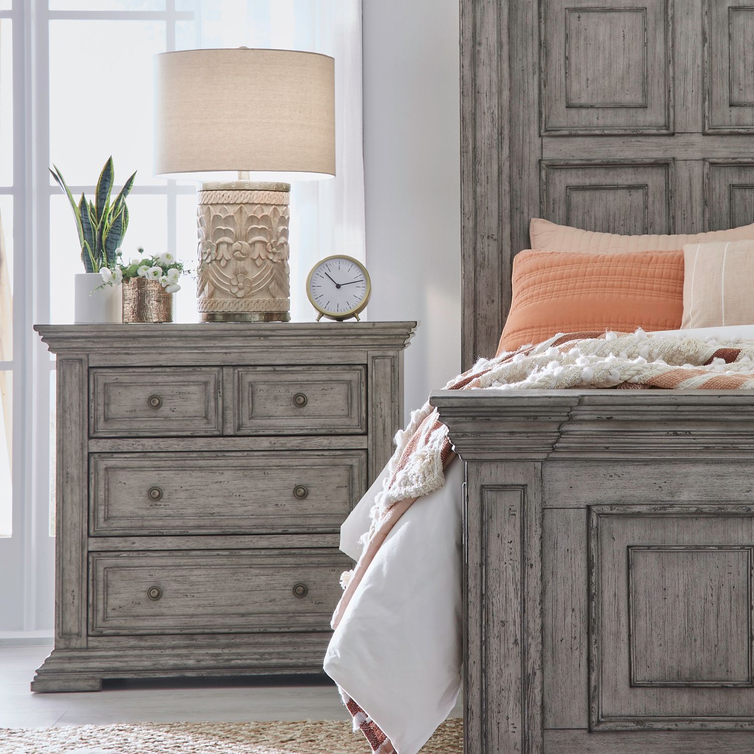 Big Valley Graystone Mansion Panel Bedroom Set | Liberty
