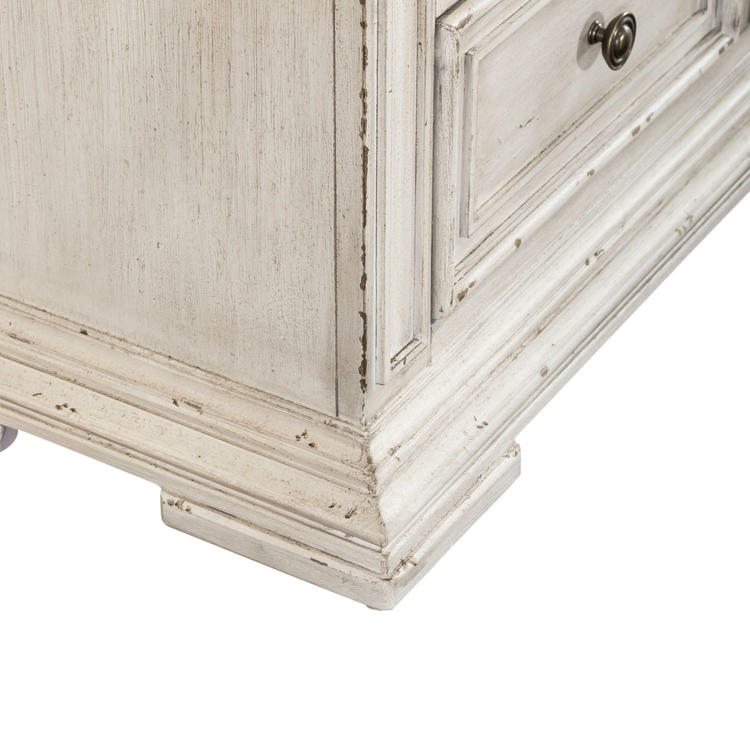 Big Valley Wood Dresser w/2 Doors & 6 Drawers