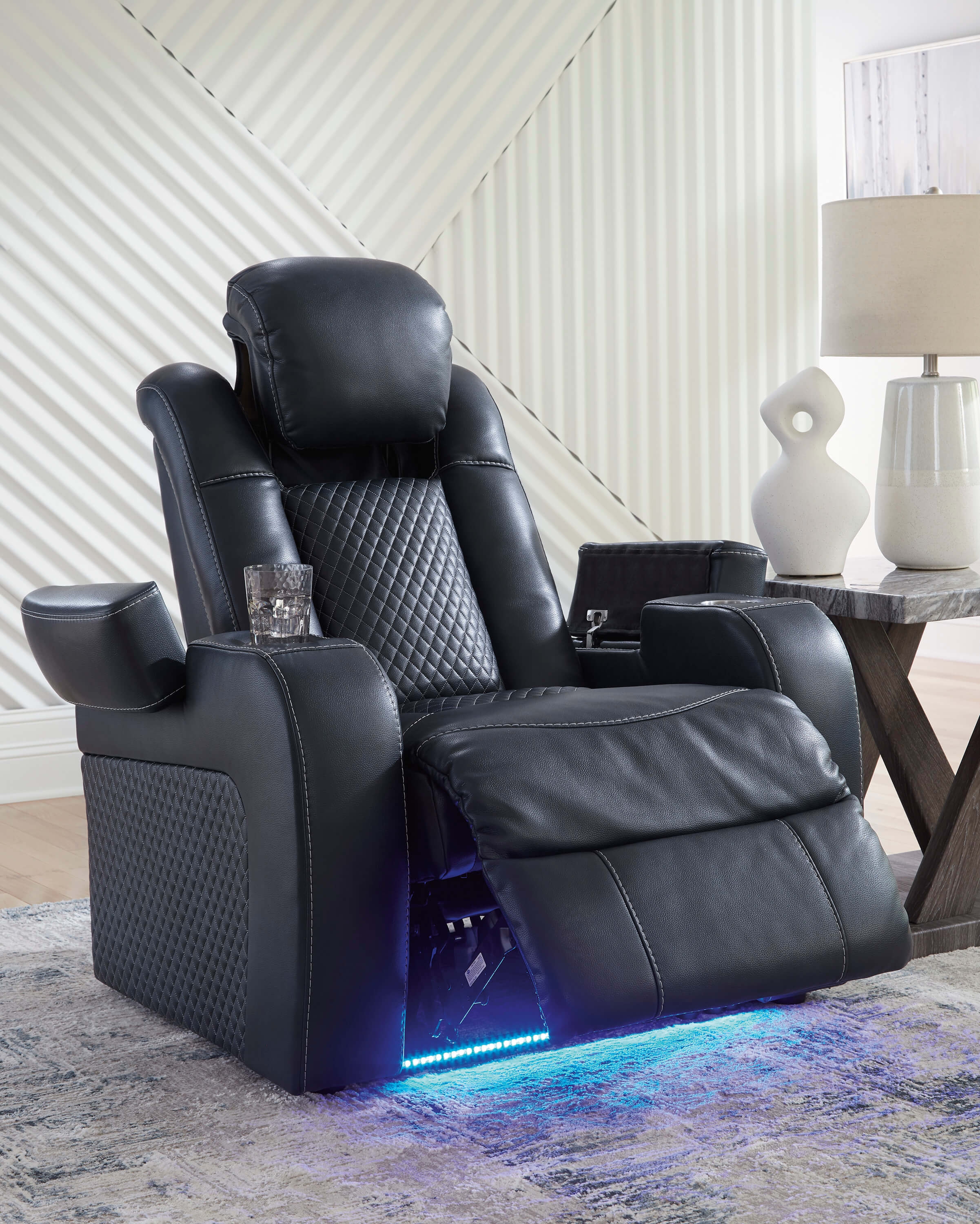 Fyne-Dyme Reclining Chair Ambient Blue LED Lighting