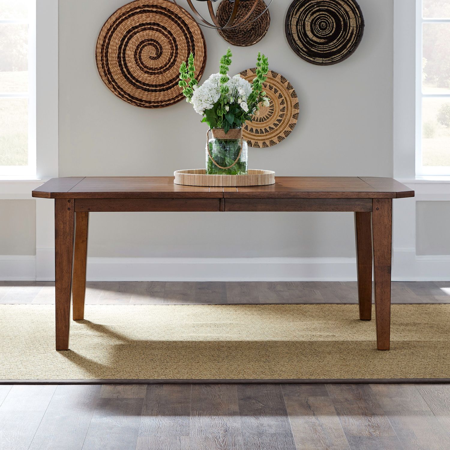 Hearthstone Ridge Extendable Dining Room Set | Tobacco