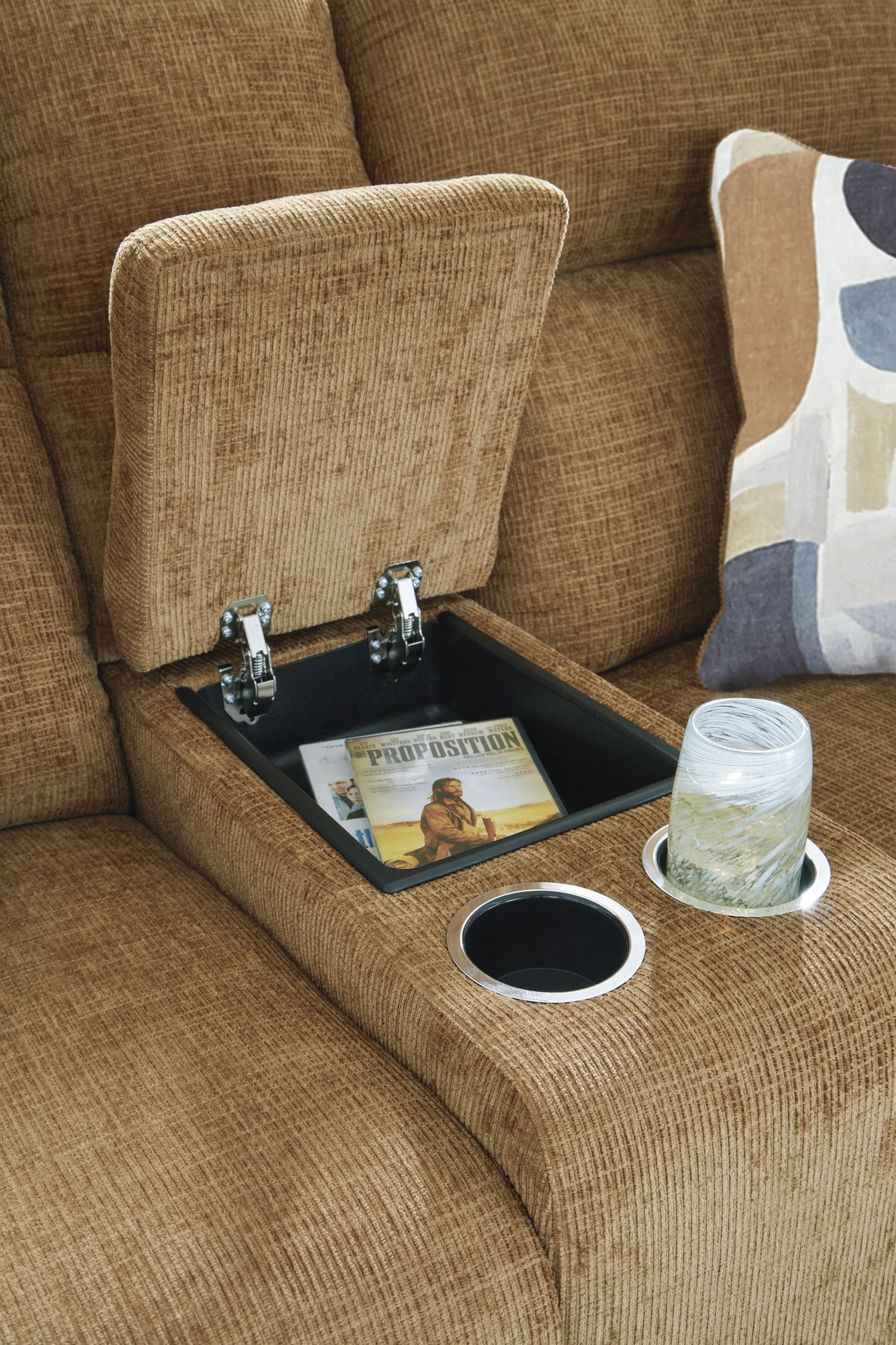 Kanlow Polyester Reclining Living Room Set