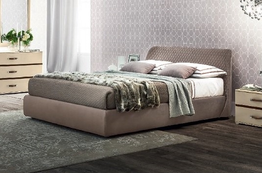 Kleo Nabuk Platform Bed, King Size