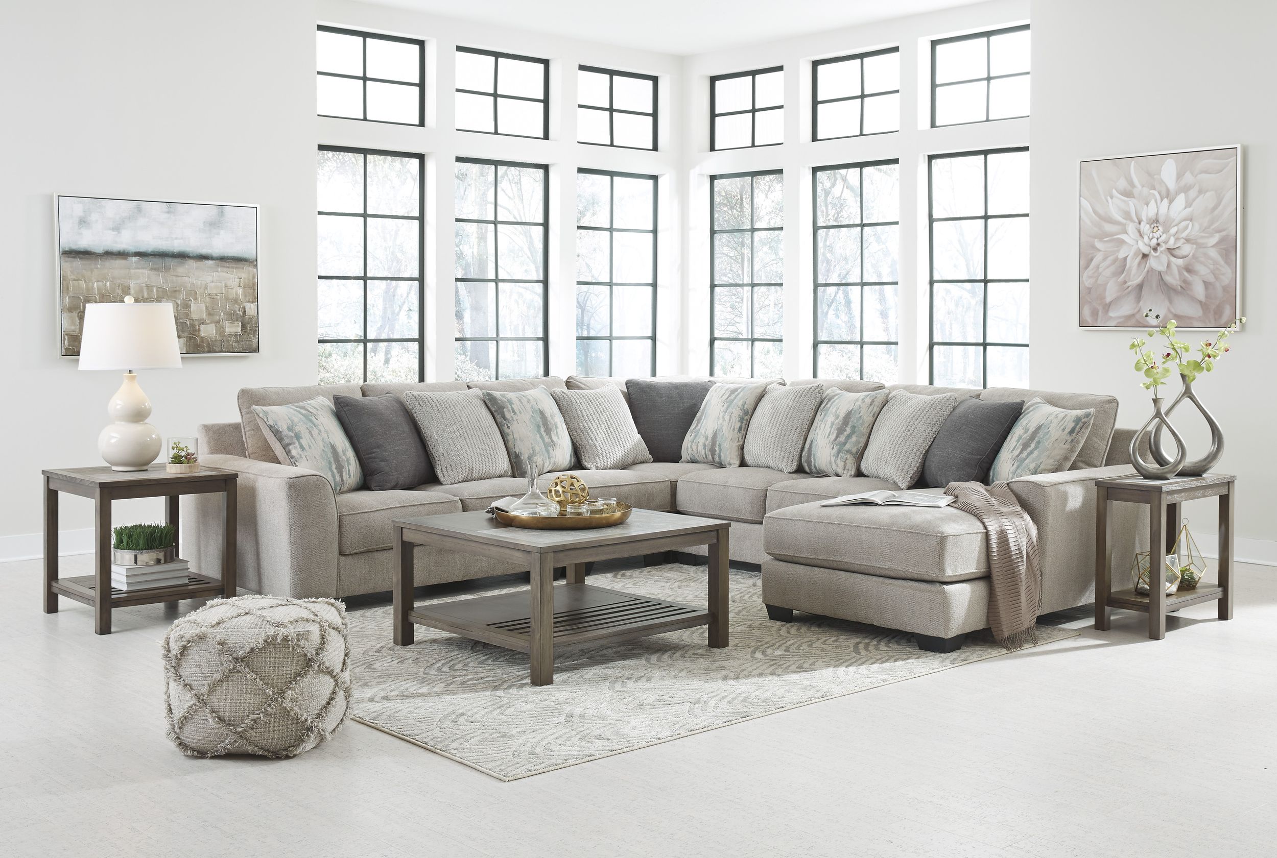 Ardsley 135-inch 5-Piece Polyester U-Shaped Sectional Sofa w/Right Chaise