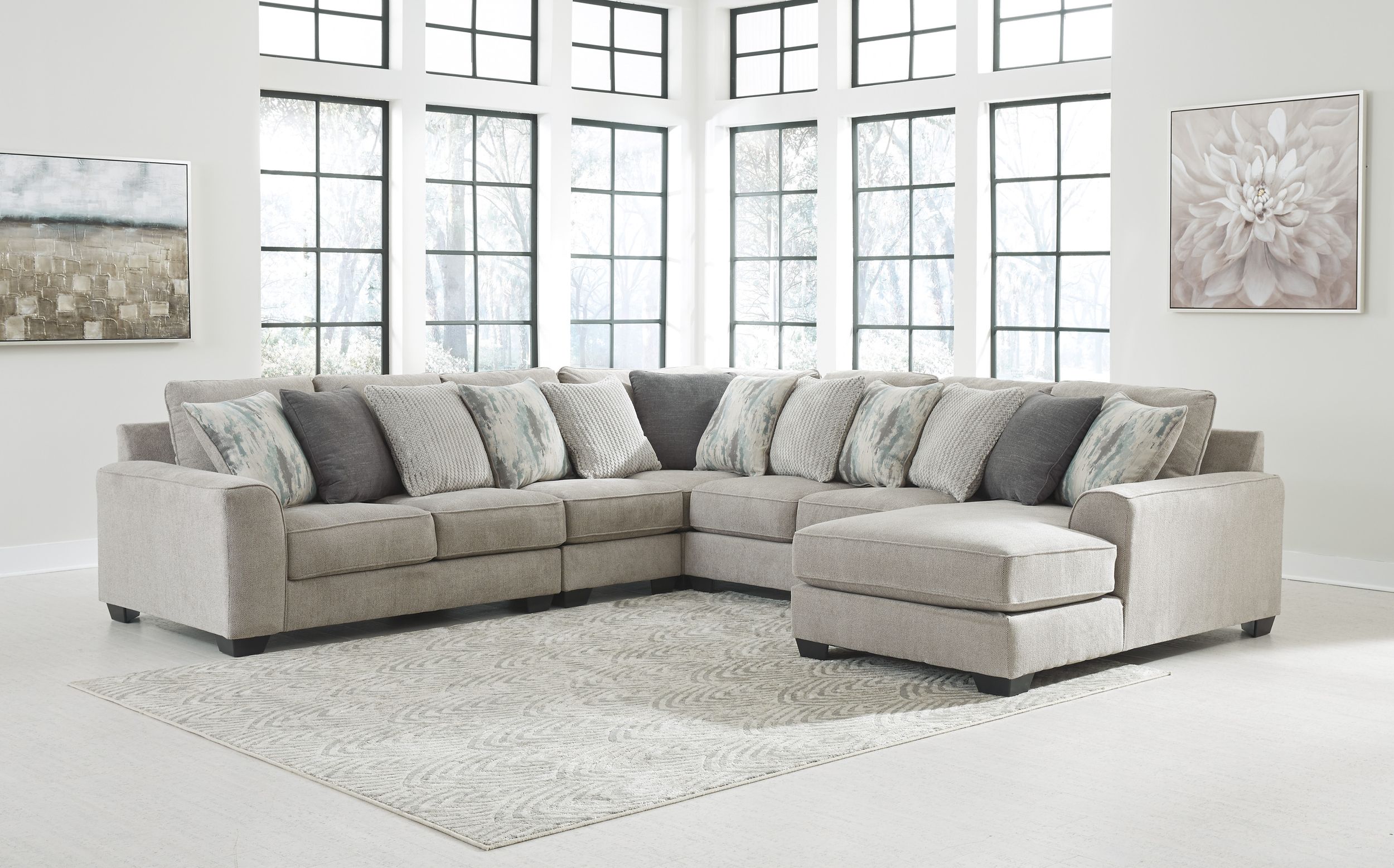 Ardsley 135-inch 5-Piece Polyester U-Shaped Sectional Sofa w/Right Chaise