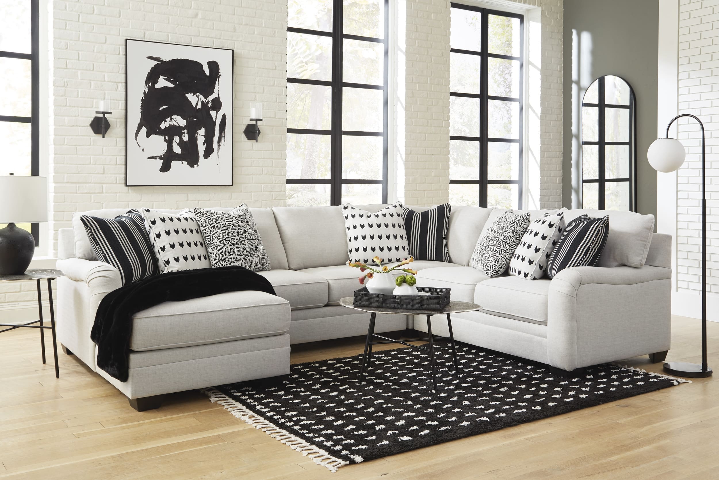 Huntsworth 4-Piece Polyester U-Shaped Sectional Sofa w/Left Arm Chaise Facing
