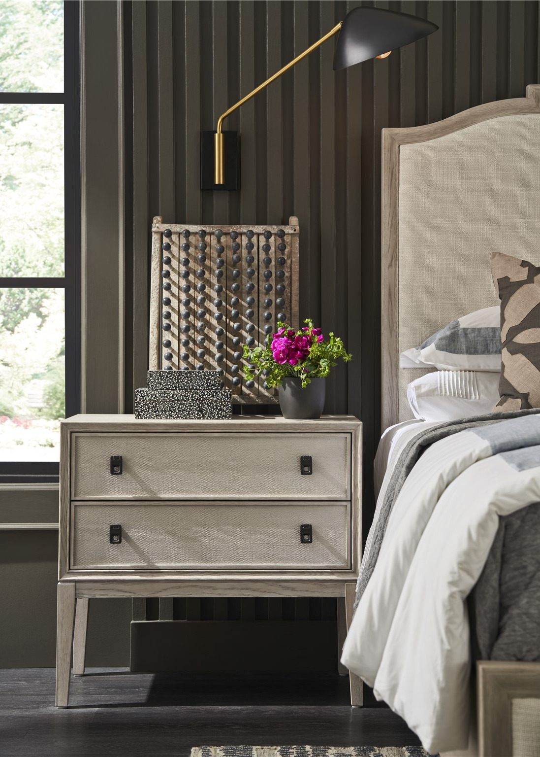 Presley Wood Nightstand w/2 Drawers