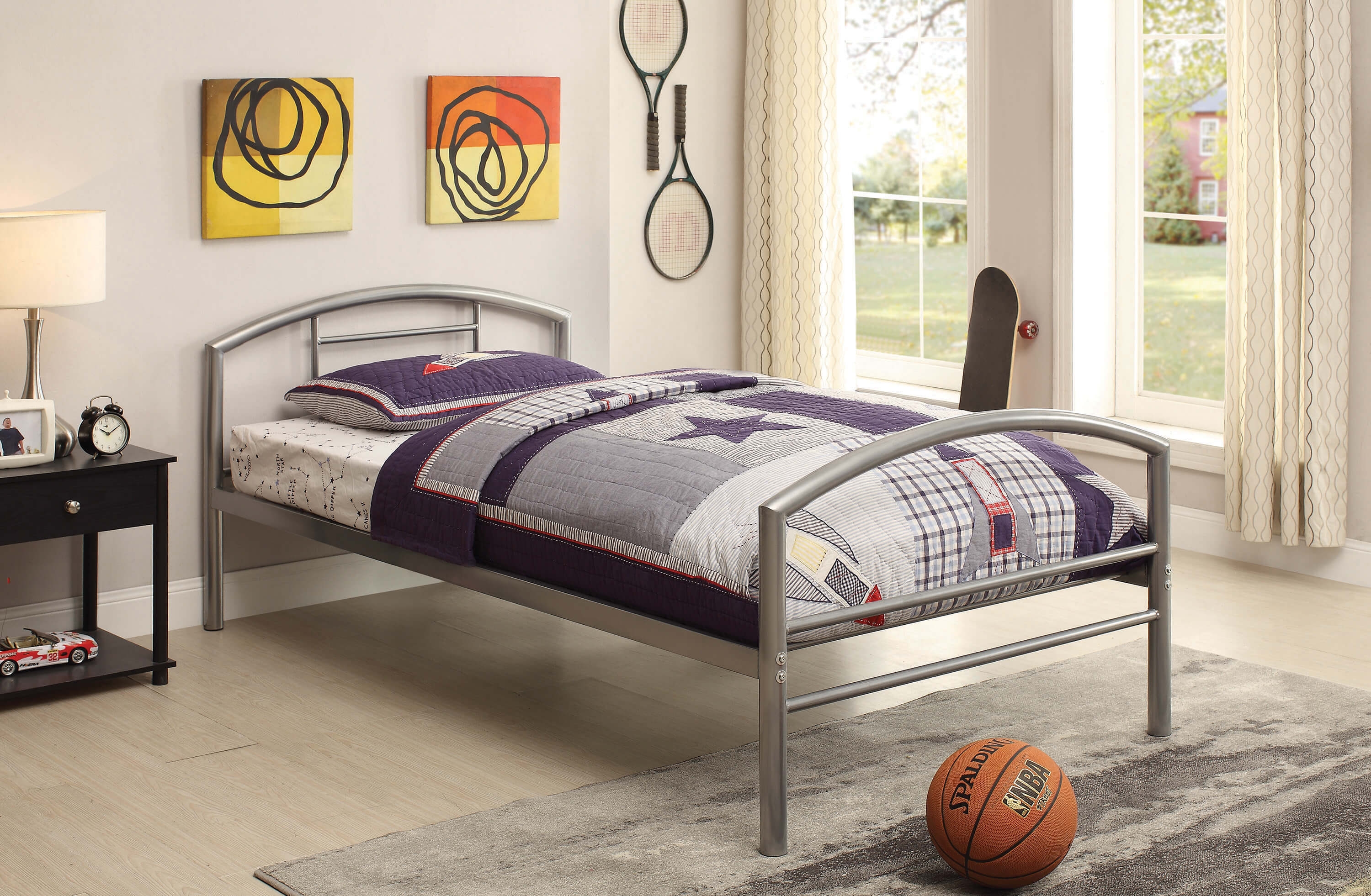 Baines Metal Bed w/Arched Headboard, Twin Size