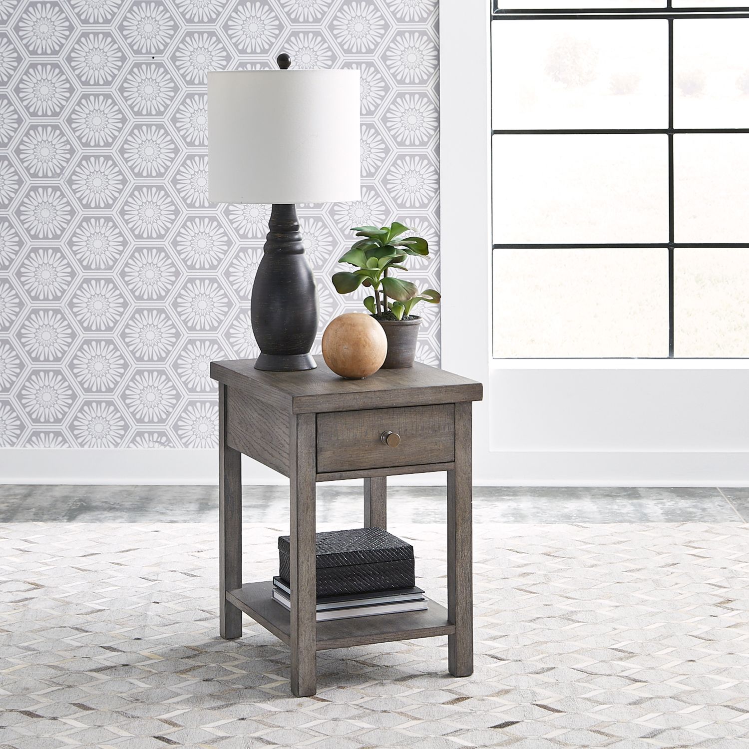Modern Farmhouse Round Splay Leg Cocktail Table Set