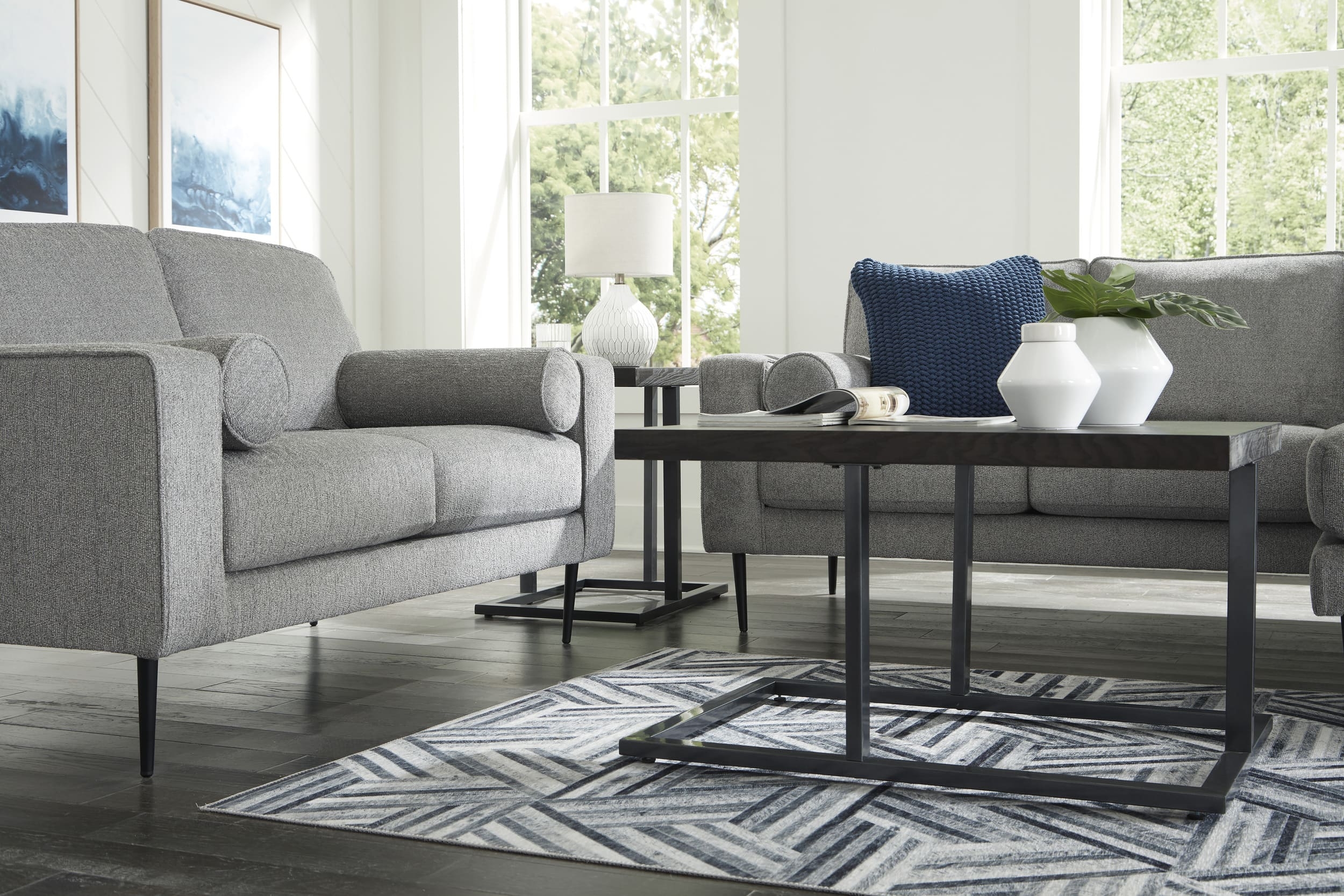 Hazela fixed loveseat 