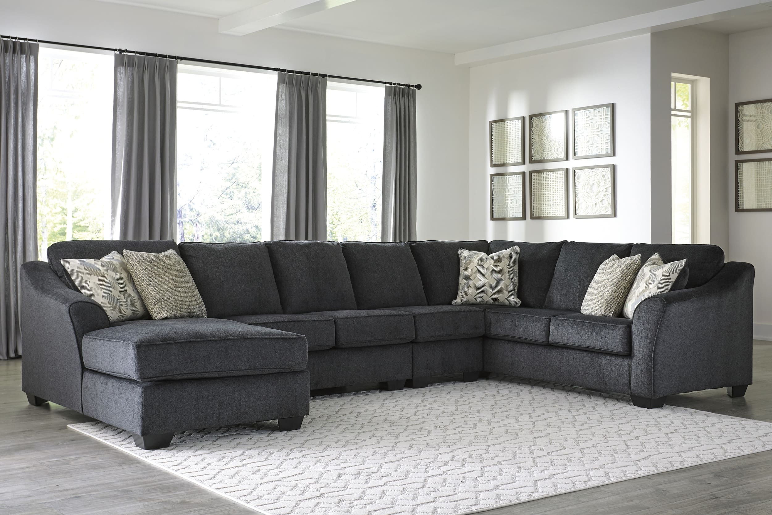 Eltmann 4-Piece Polyester U-Shaped Sectional w/Left Arm Chaise Facing