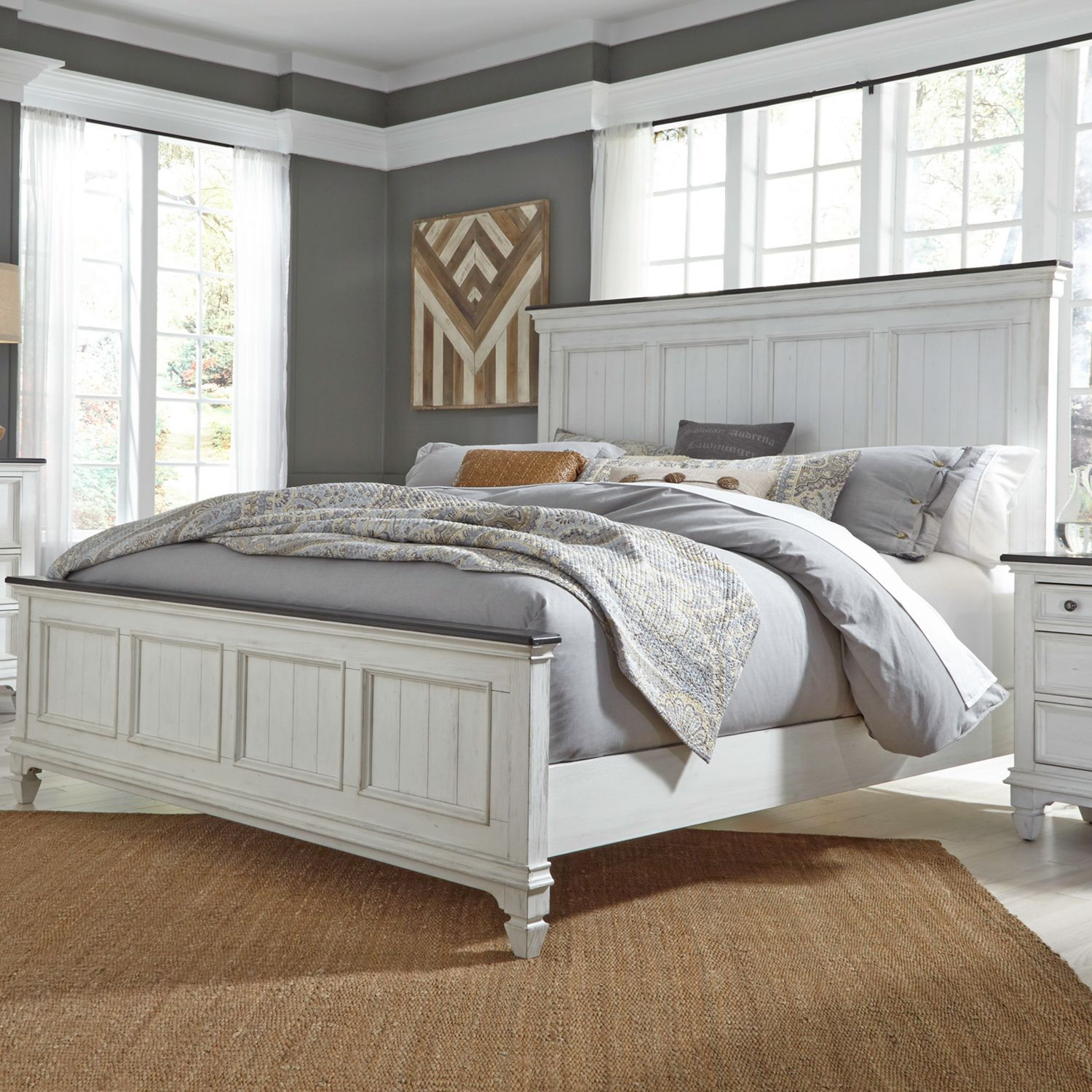 Modern Farmhouse Round Wood Cocktail Table Set