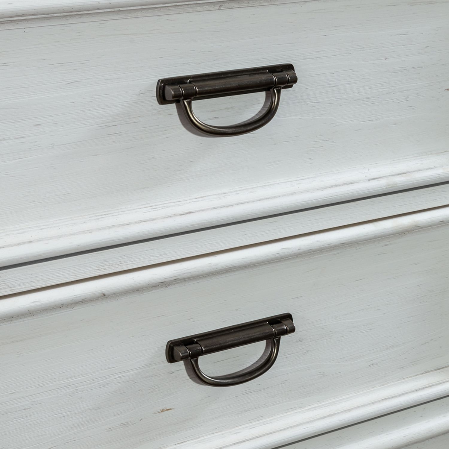 Allyson Park Wood Dresser w/6 Drawers