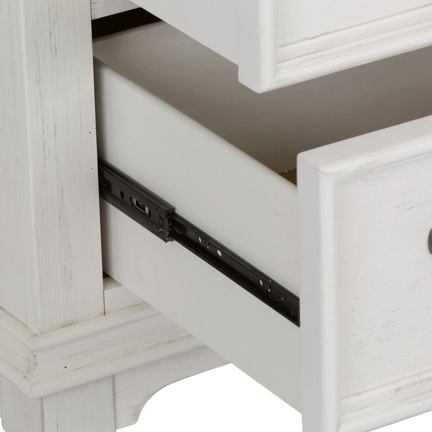 Allyson Park Wood 38-Inch Chest w/5 Drawers