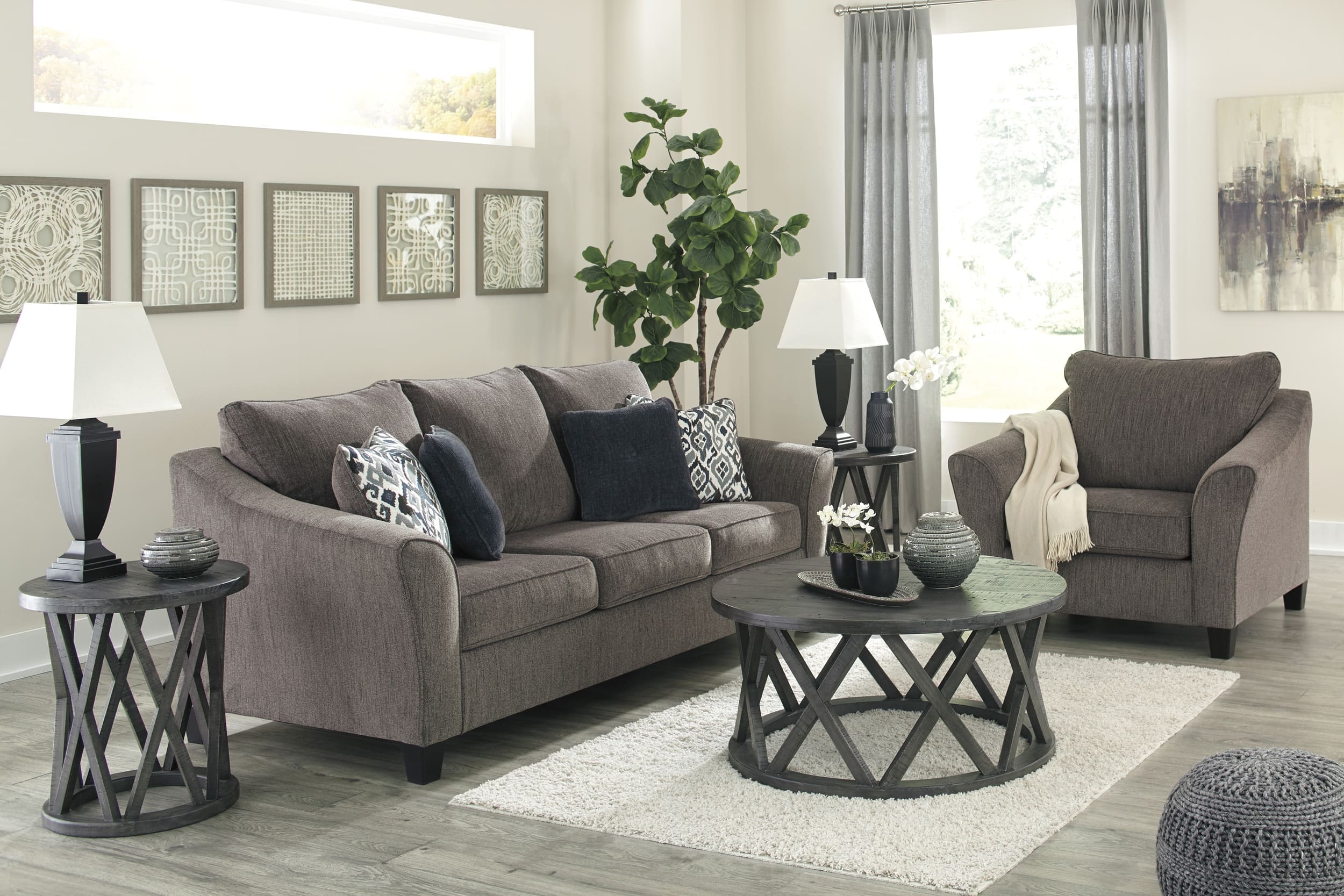 Nemoli Polyester Oversized Chair