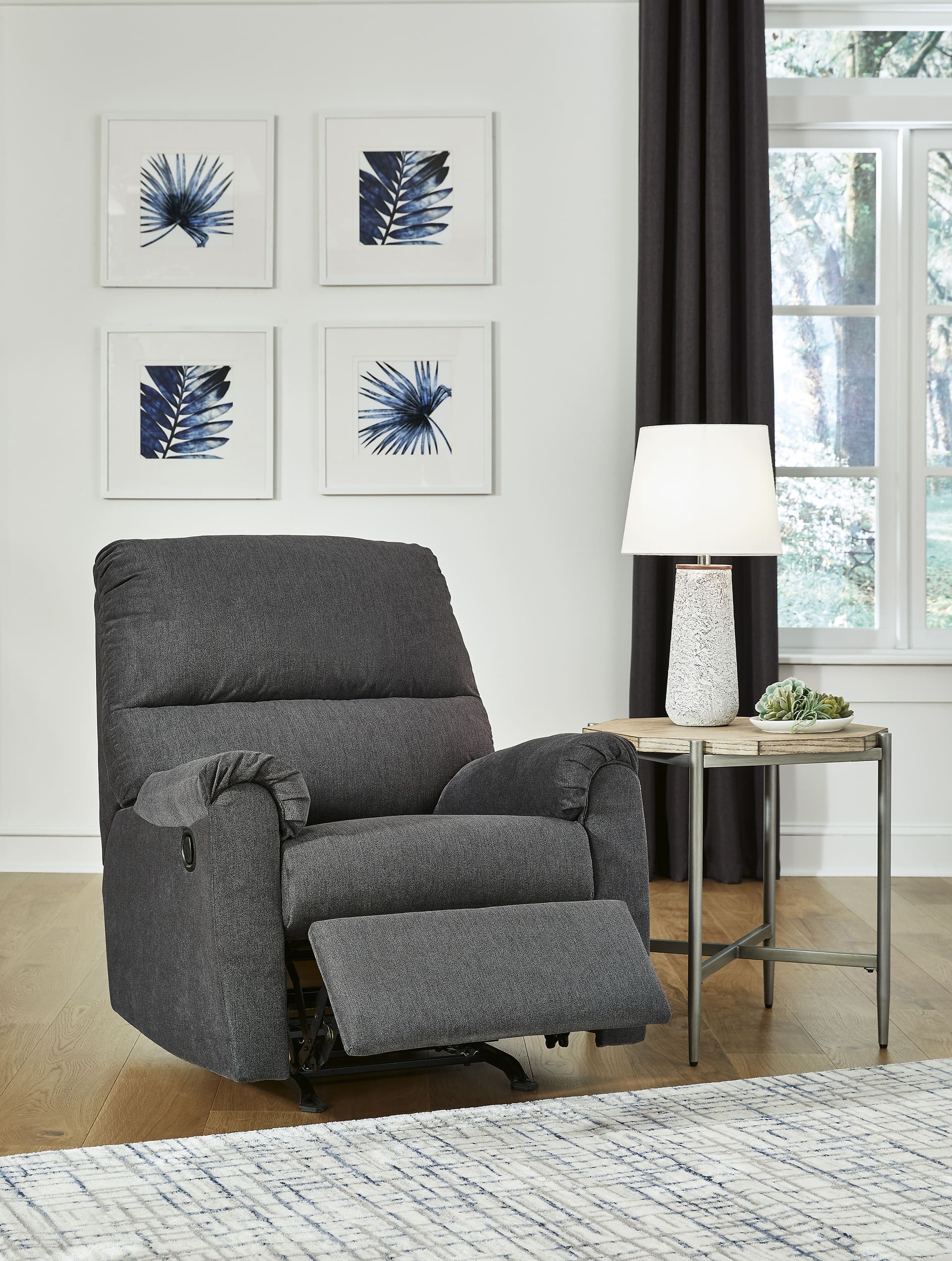 Miravel Polyester Recliner