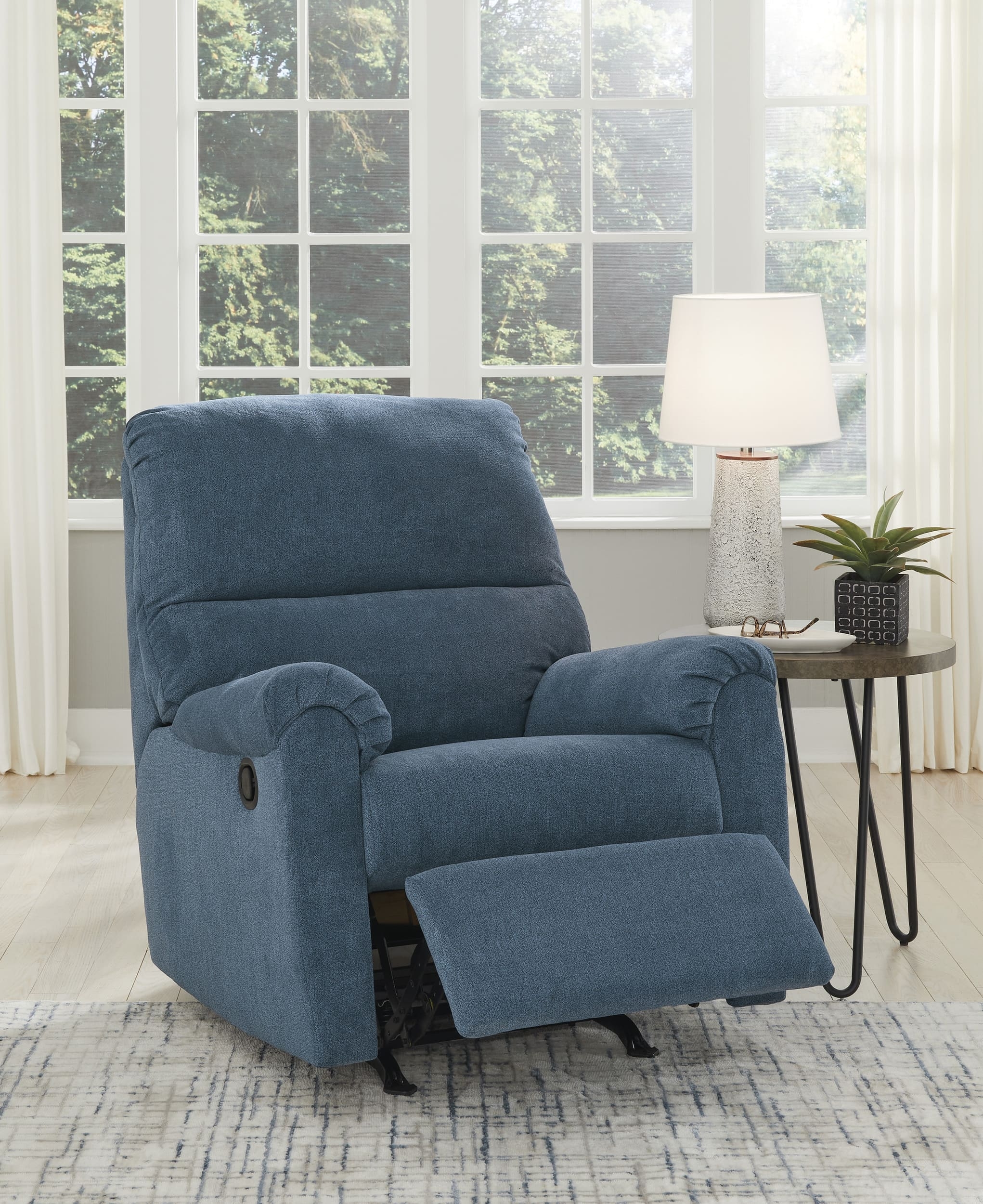 Miravel Polyester Living Room Set