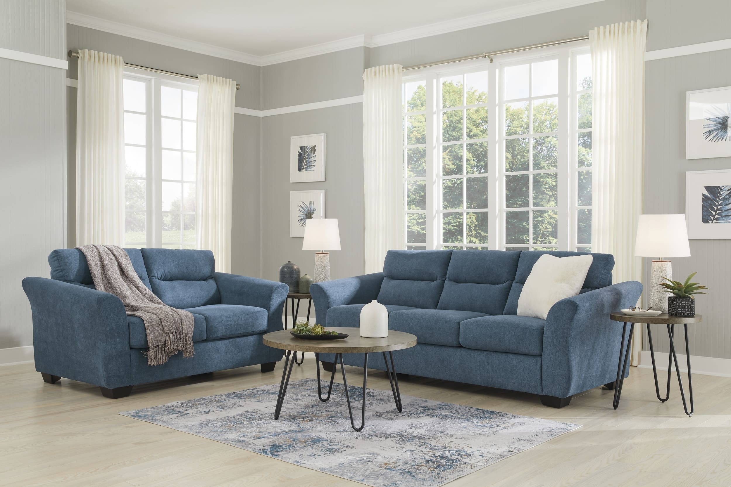 Miravel Polyester Loveseat