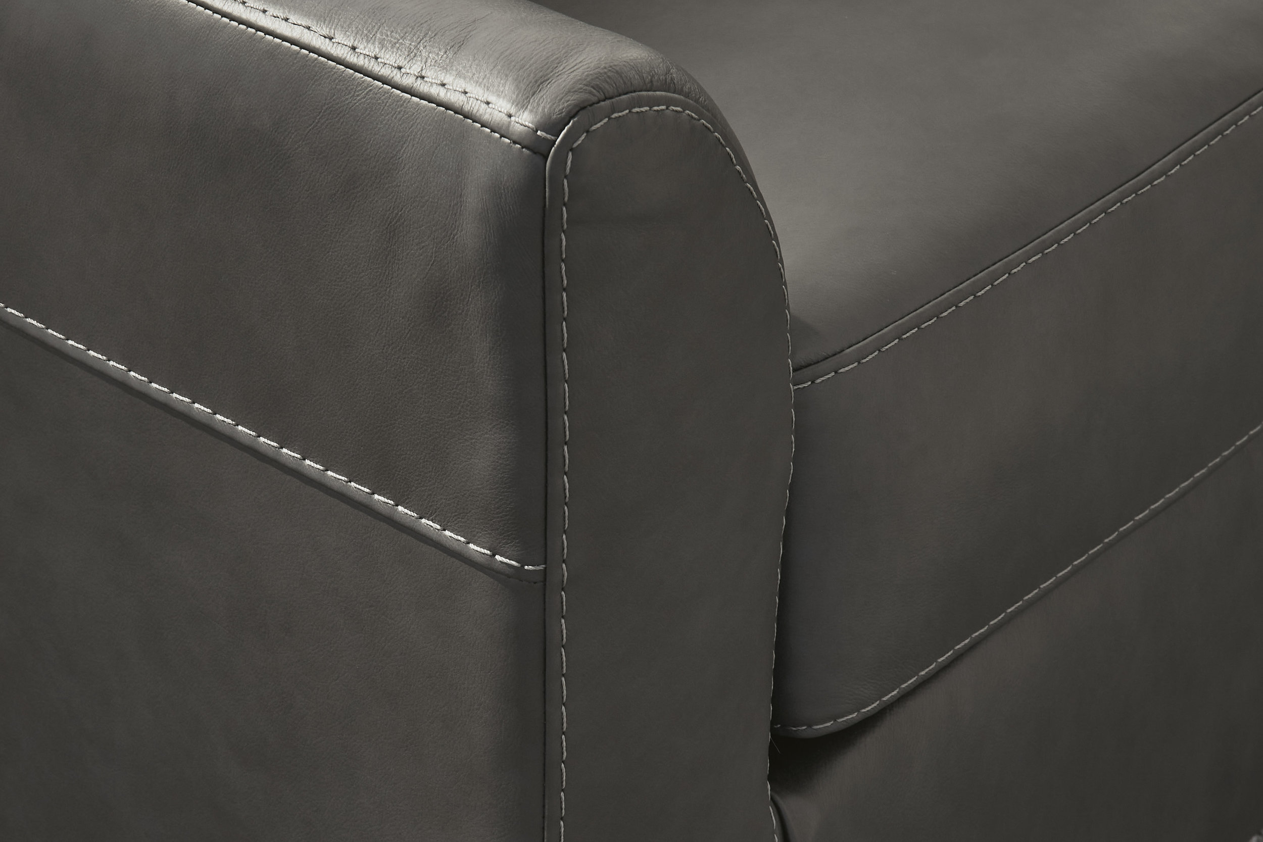 Valderno L-Shaped Leather 2-Piece Sectional with RAF Chaise