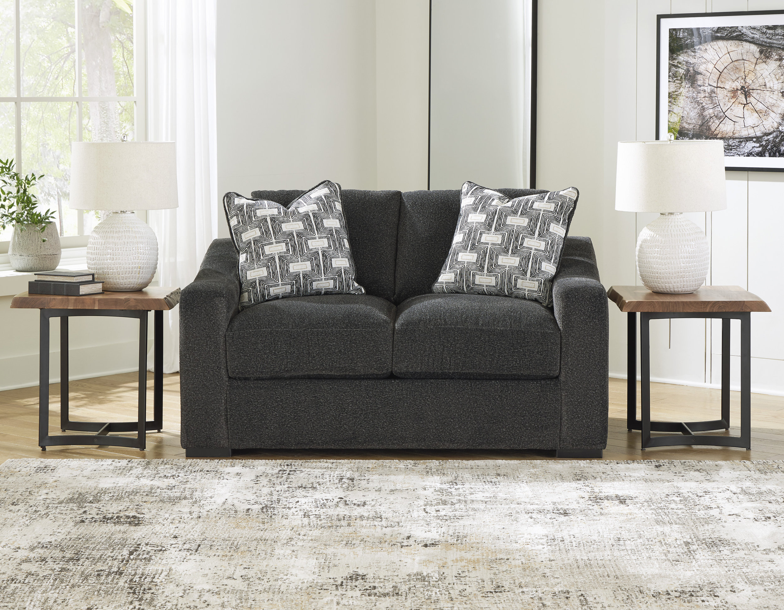 Wryenlynn Polyester Living Room Set