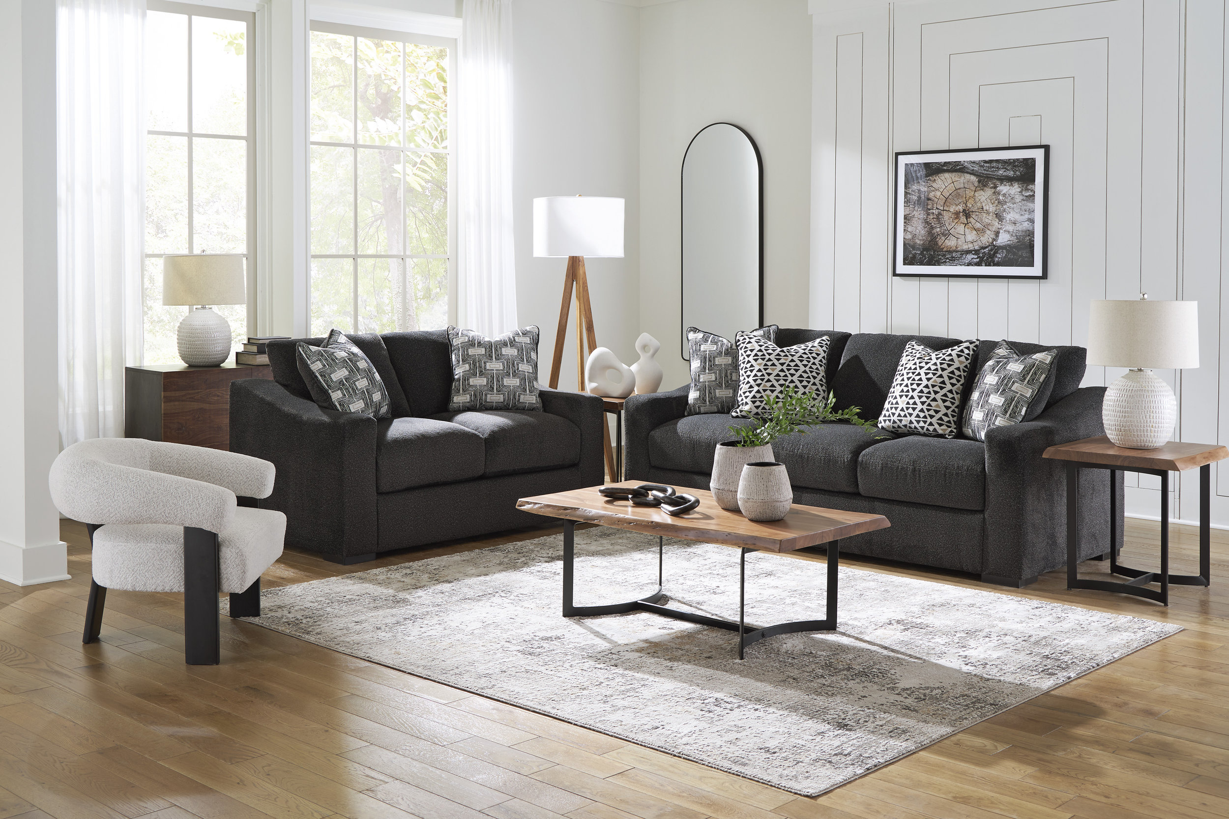 Wryenlynn Polyester Living Room Set