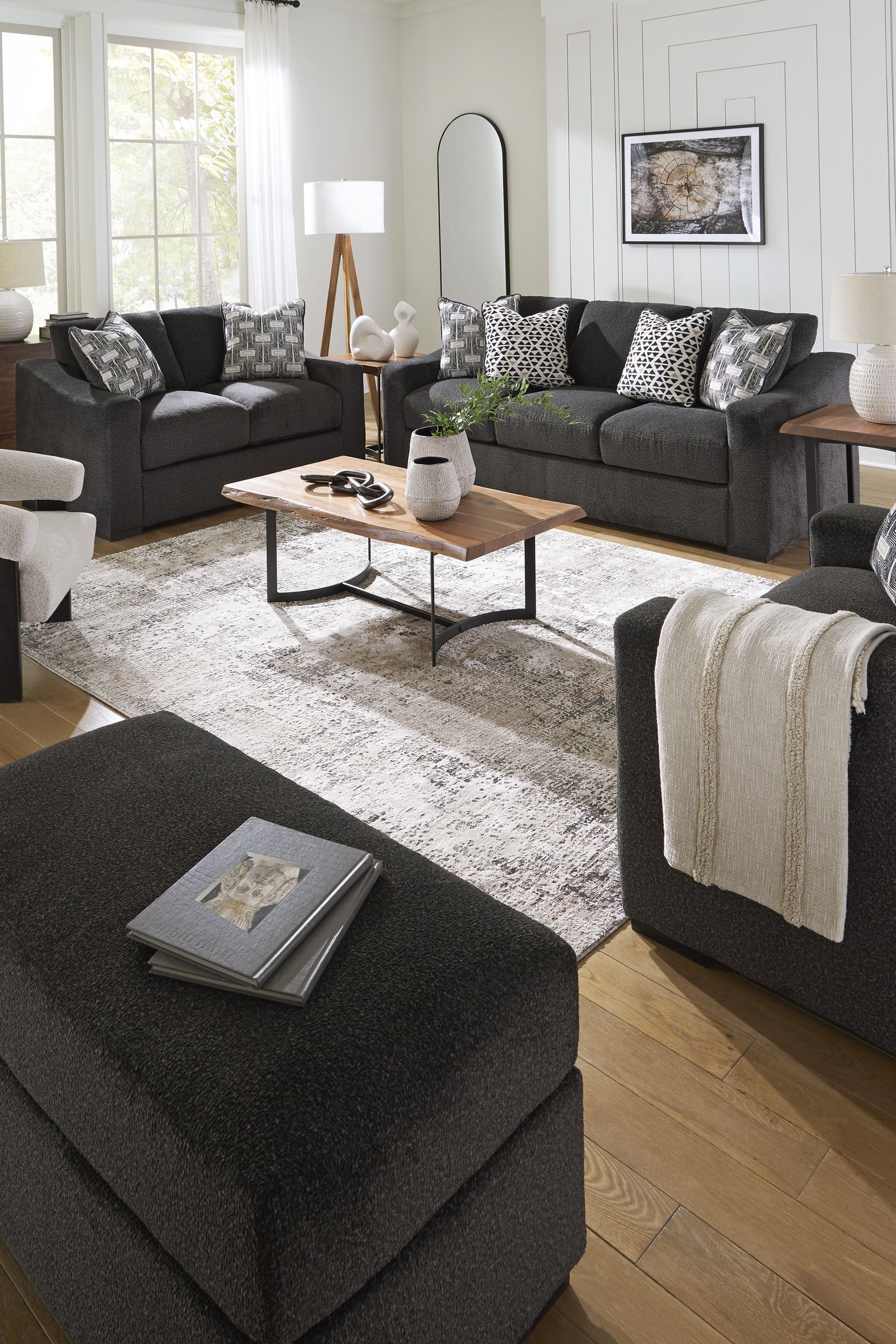Wryenlynn Sofa and Loveseat