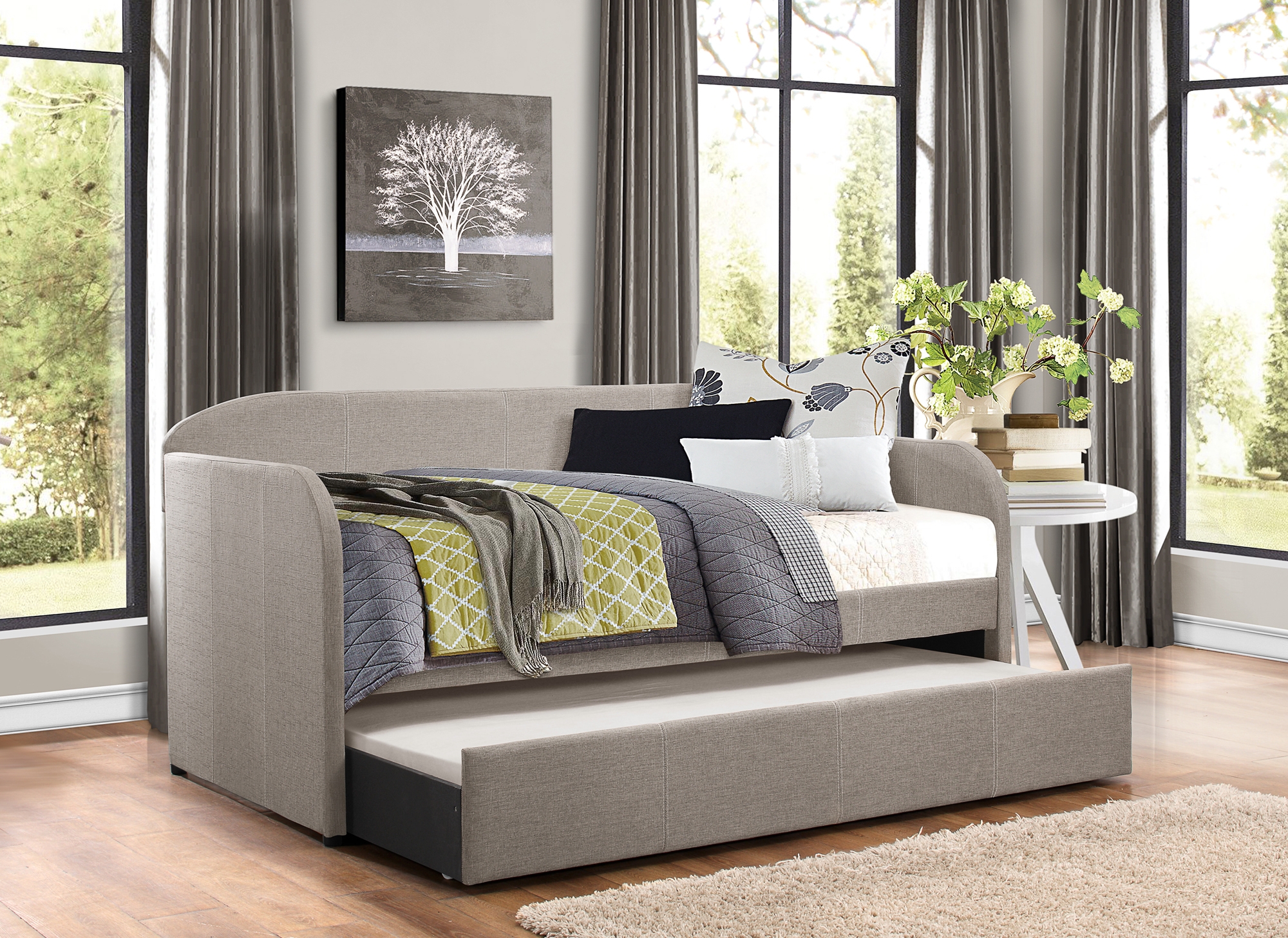Roland Fabric Daybed