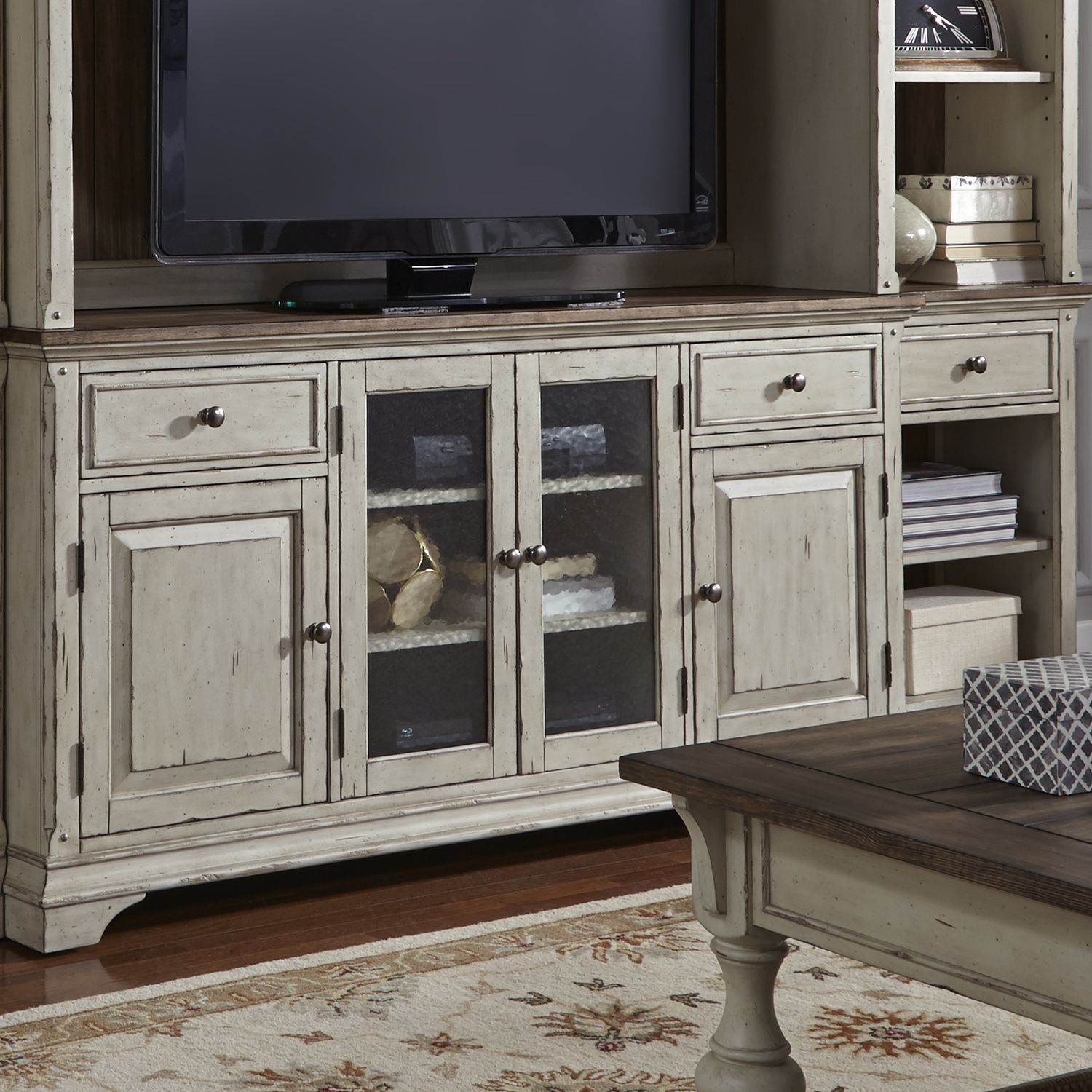 Morgan Creek Cocktail Table Set | Antique White | Liberty
