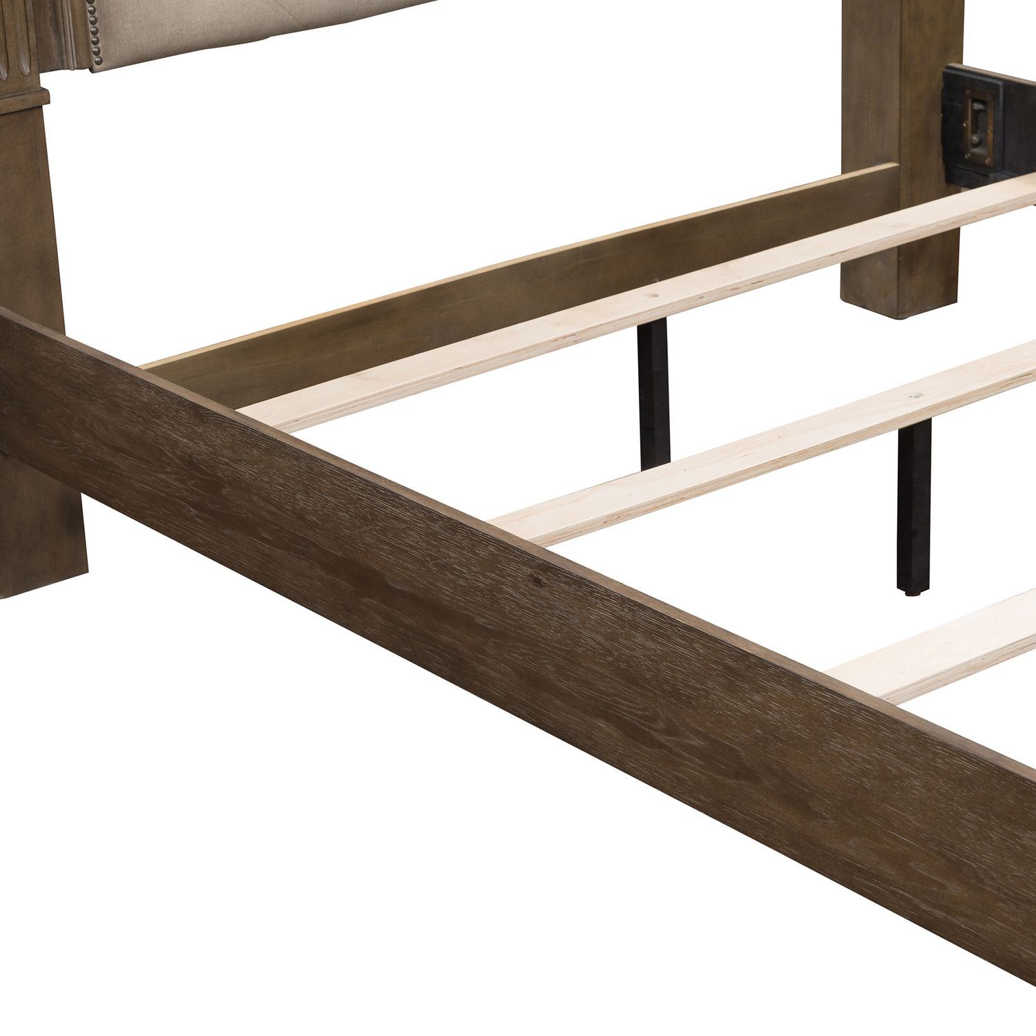 Carlisle Court Linen/Wood Queen Size Poster Bed