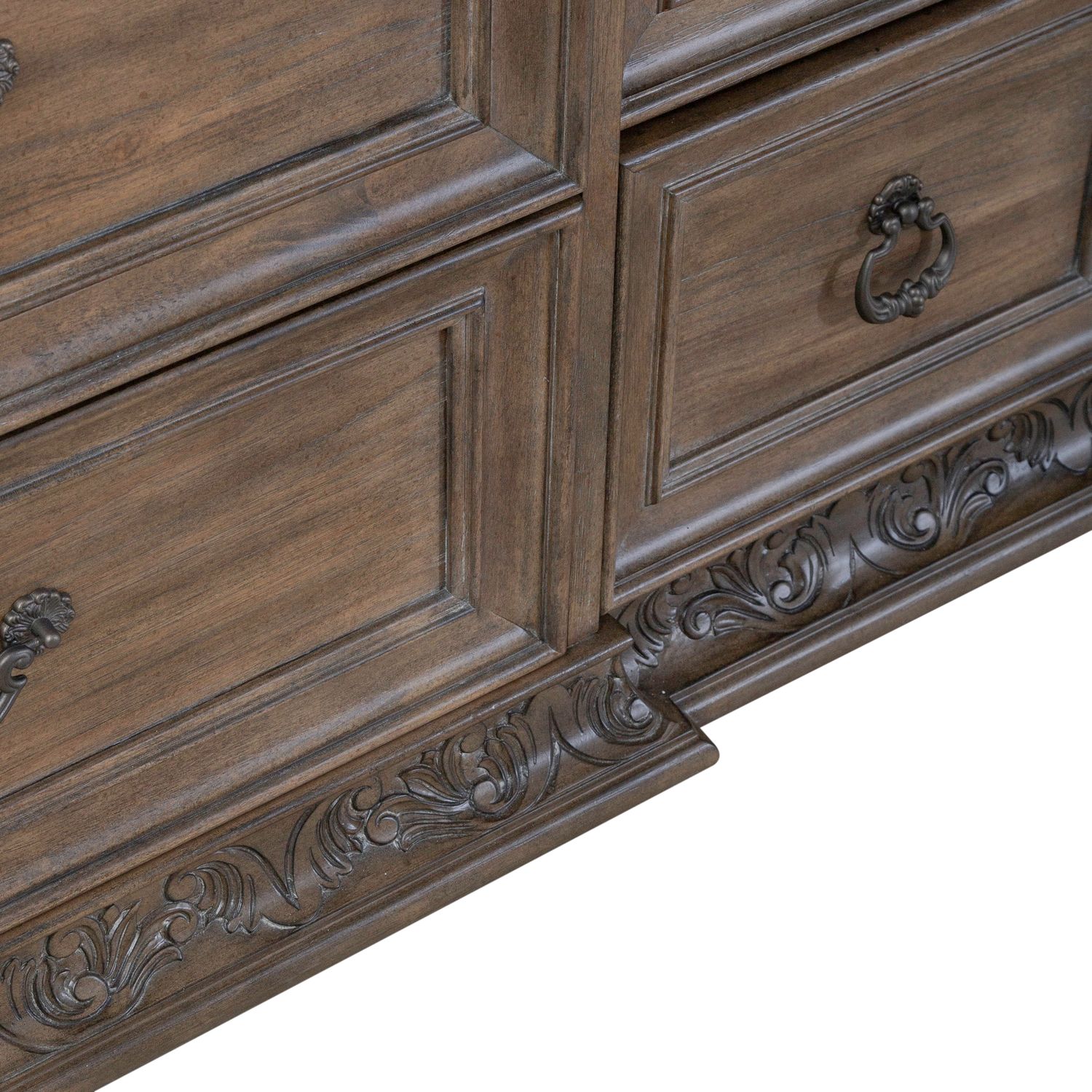 Carlisle Court Wood 9-Drawer Dresser