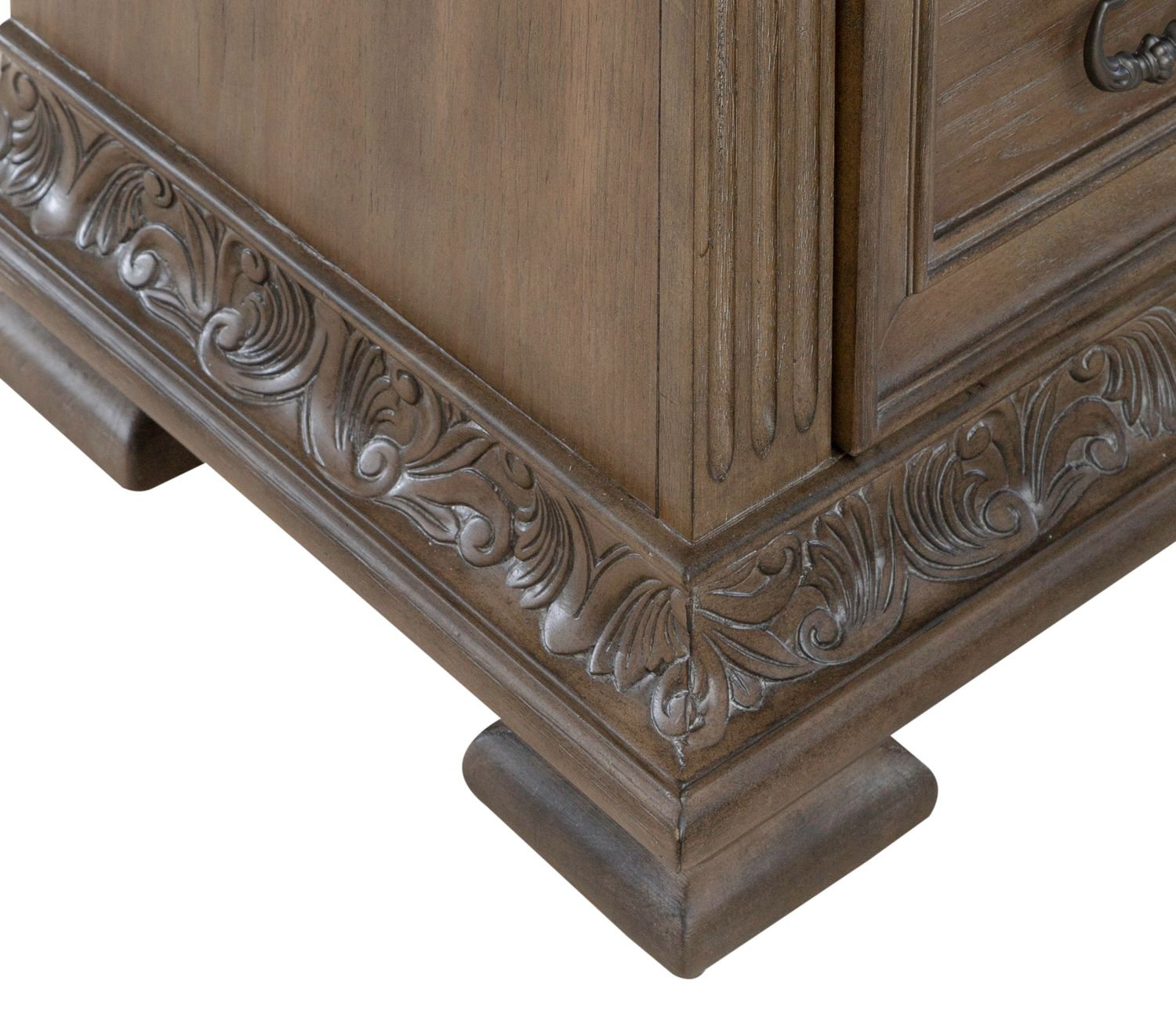 Carlisle Court Wood 5-Drawer Chest