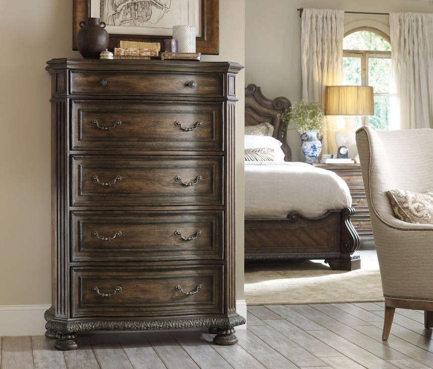 Rhapsody Pecan Veneer/Resin 5-Drawer Chest