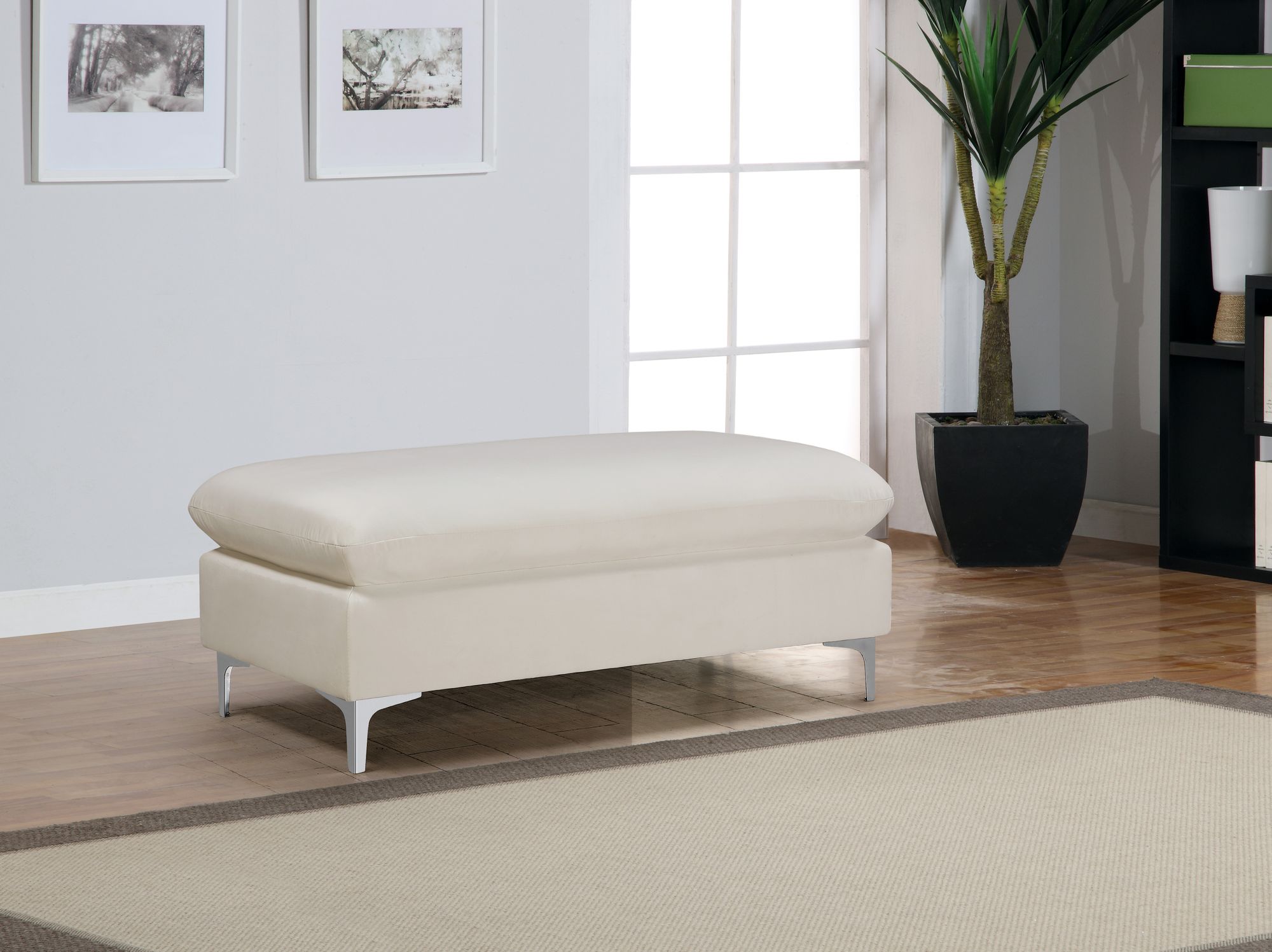 Naomi Velvet Ottoman/Bench