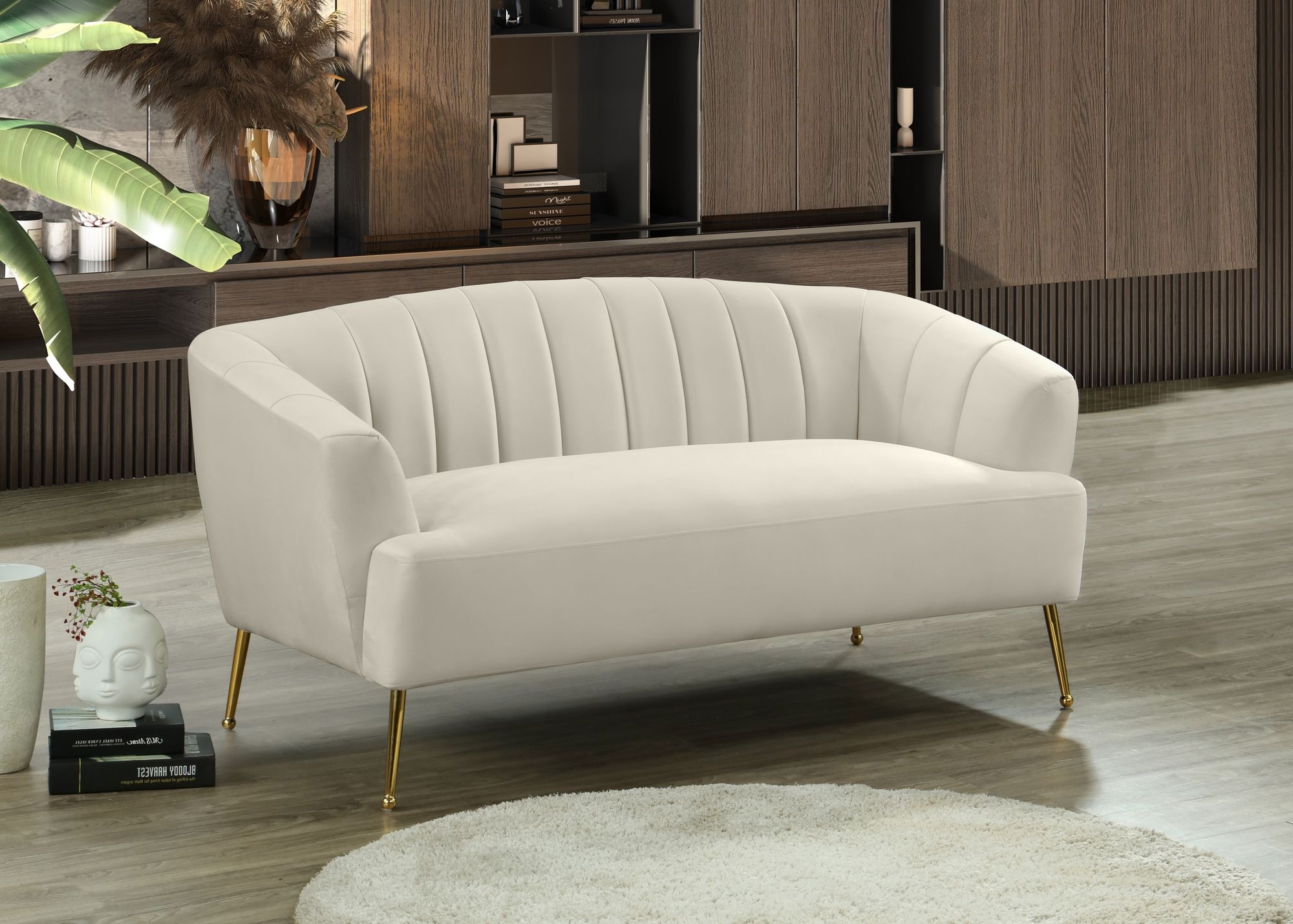 Tori Velvet Loveseat