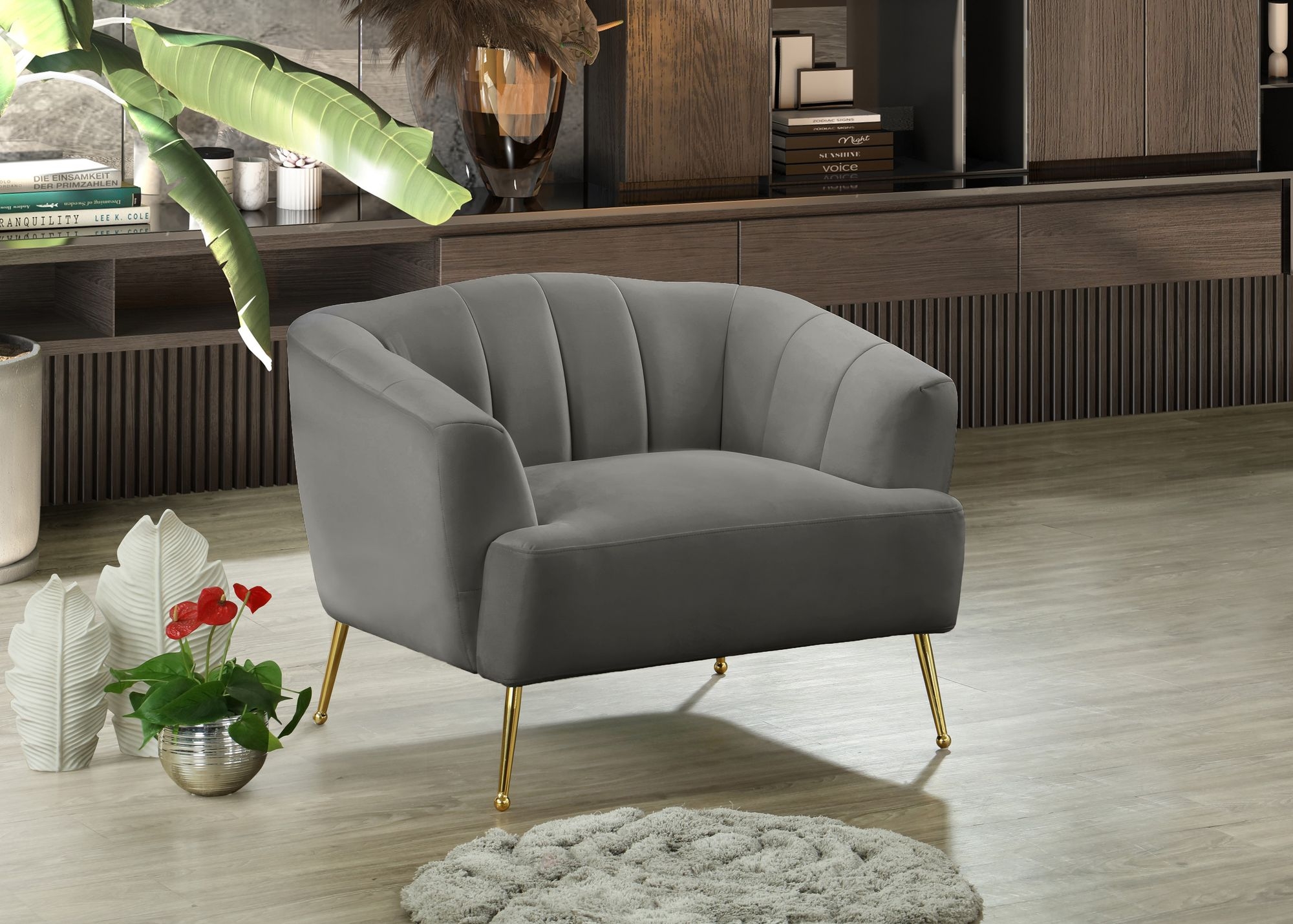 Tori Velvet Chair