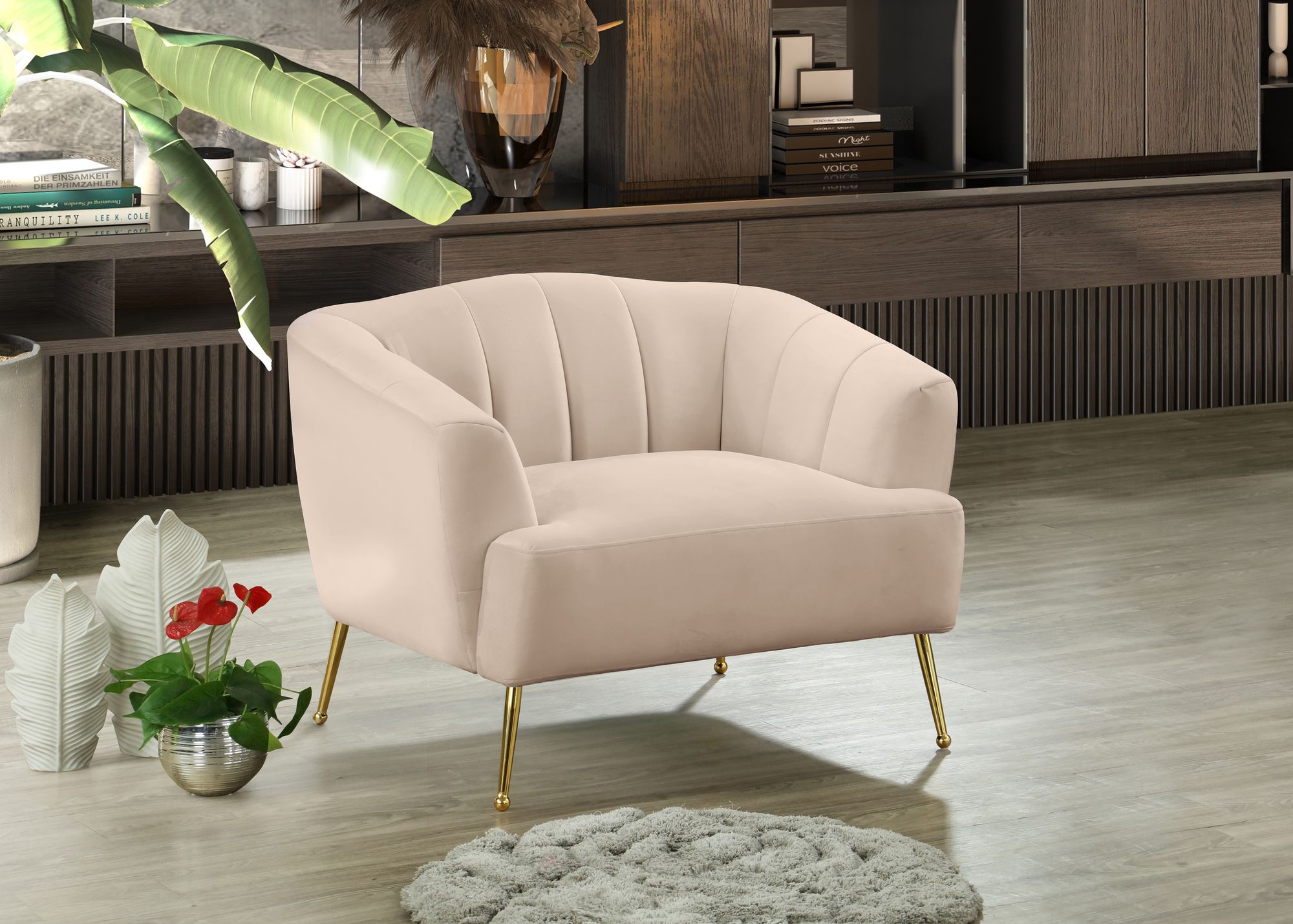 Tori Velvet Chair