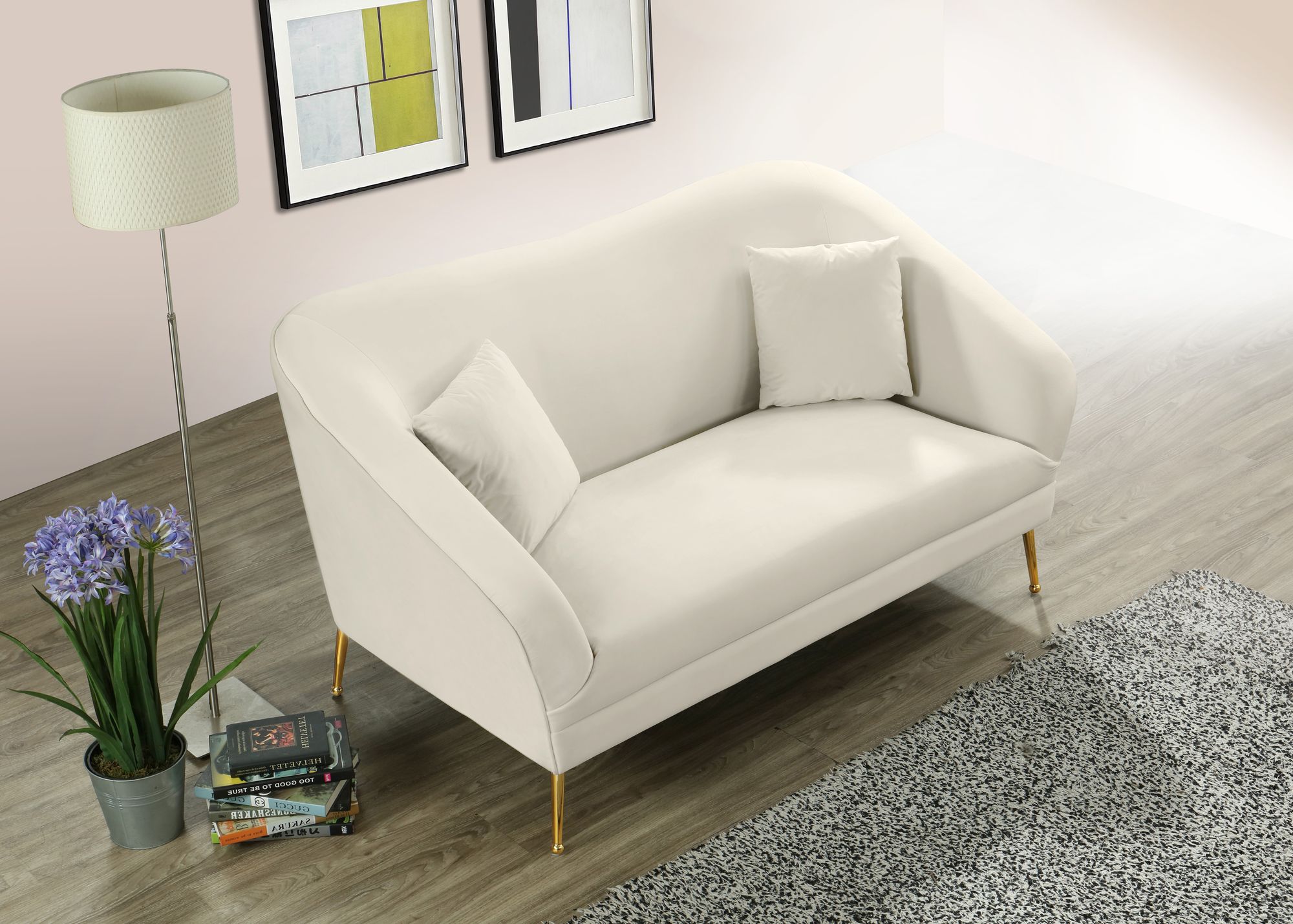 Hermosa Velvet Loveseat