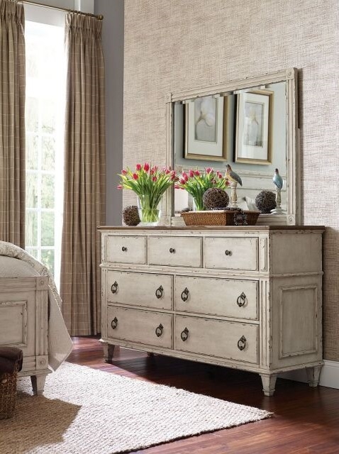 Southbury Wood Panel Bedroom Set